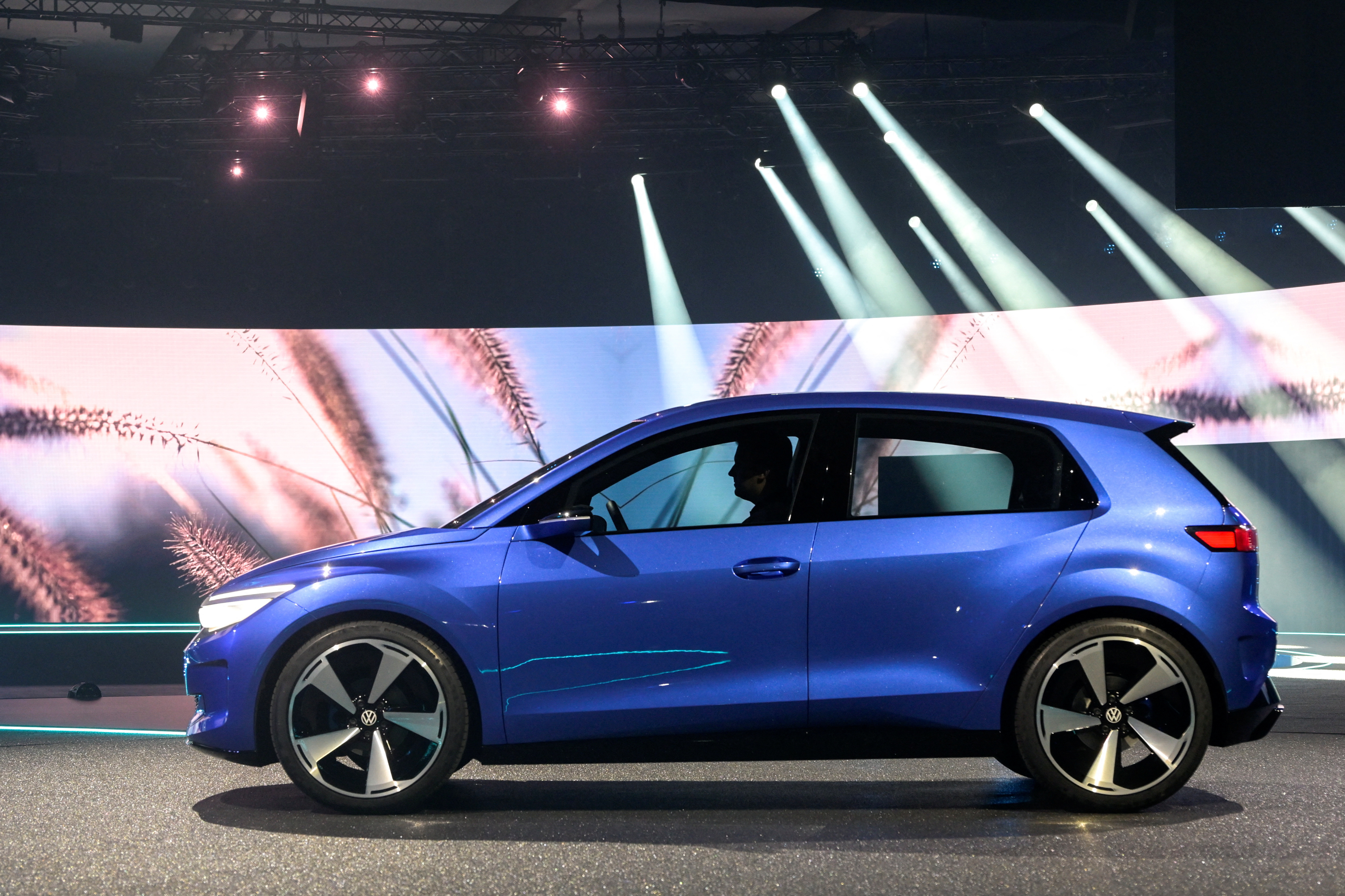 VW reduces electric car production and delays launch of an affordable model