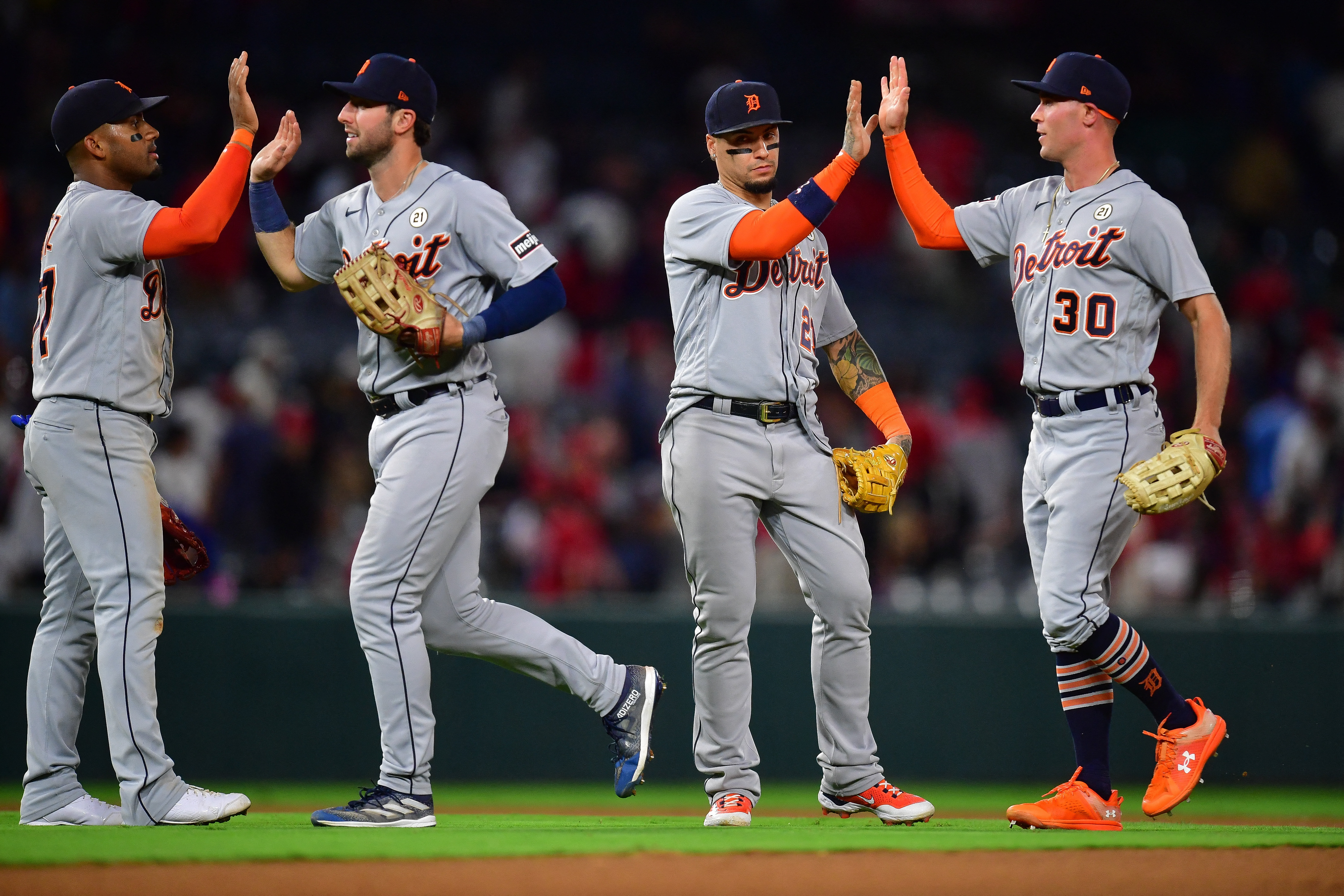 Javier Baez knocks in four as Tigers trounce Angels