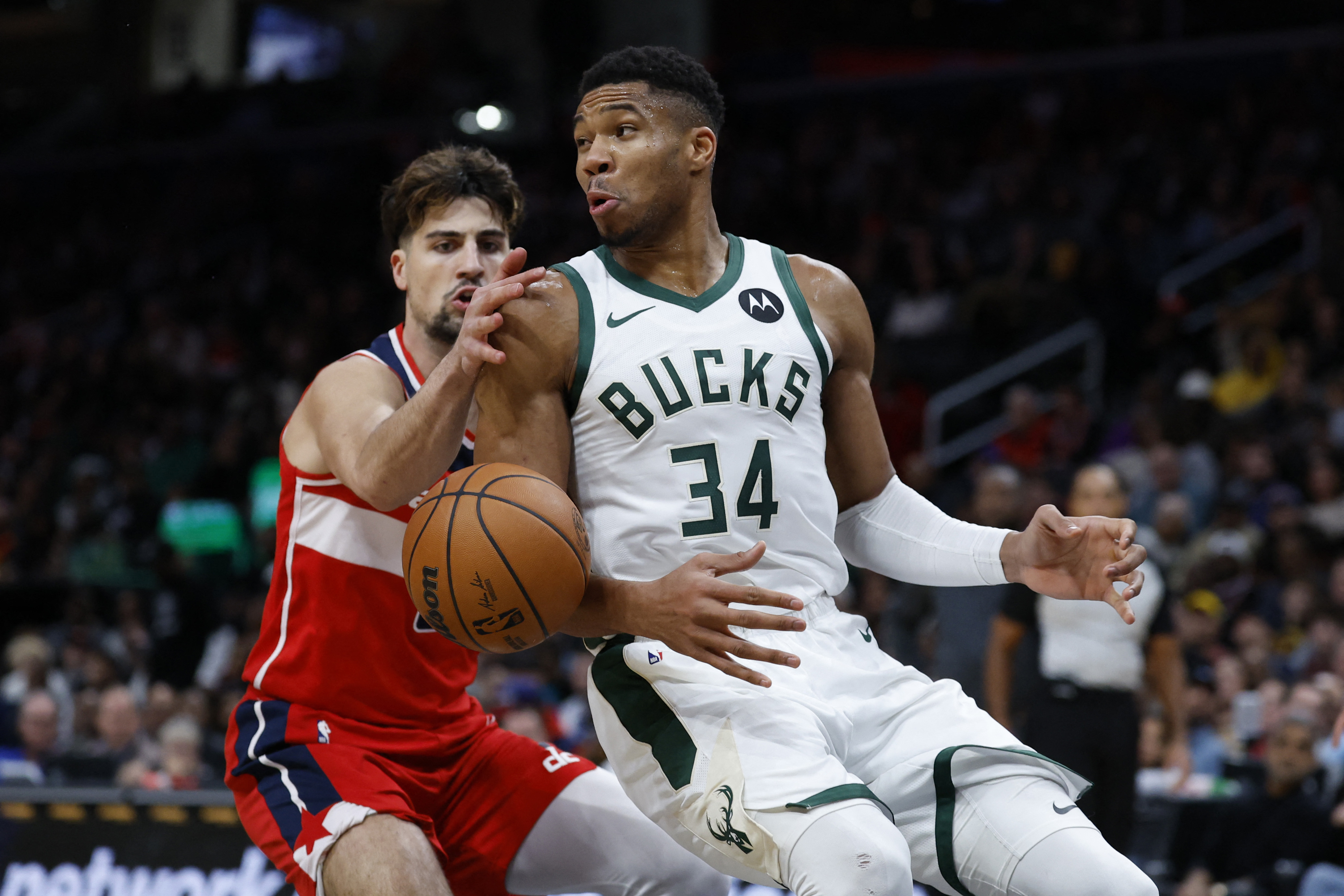 Offense leads the way as Bucks beat Wizards | Reuters