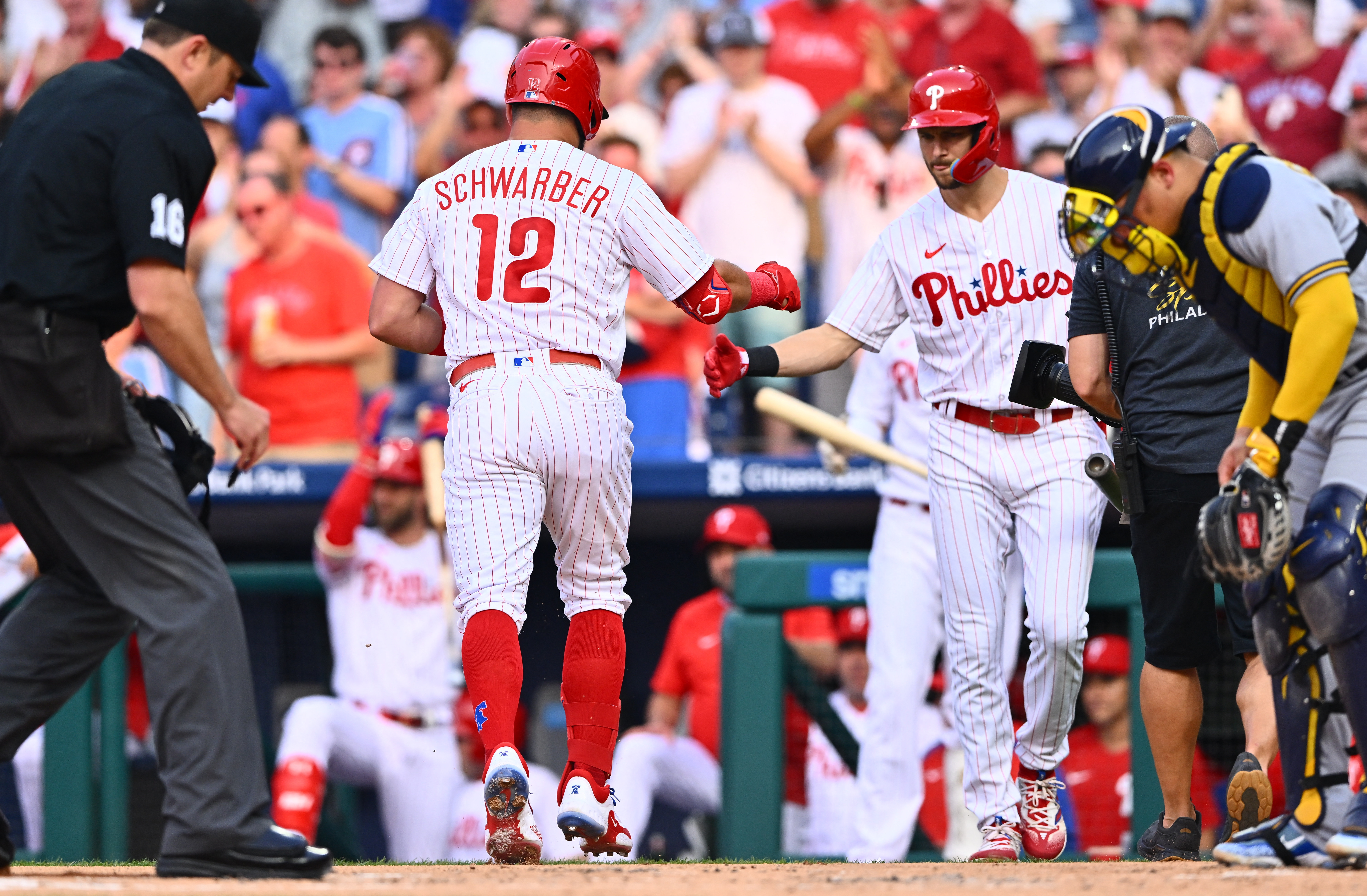 Schwarber keeps RBI streak alive, but Phillies fall to Brewers ~  Philadelphia Baseball Review - Phillies News, Rumors and Analysis