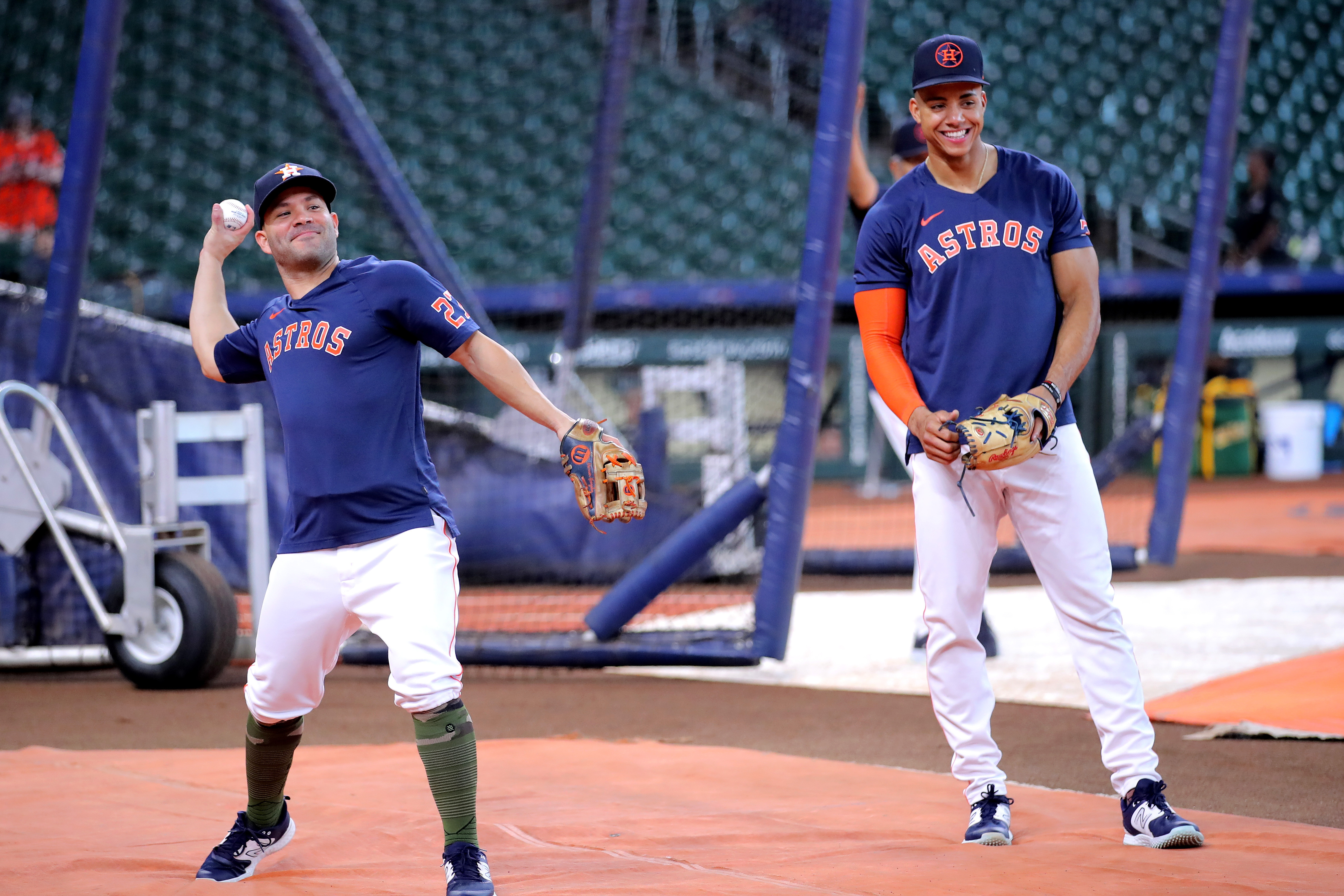 Yordan Alvarez & Martin Maldonado on Impressions of Astros Pitchers, Spring  Training & Off-Season 