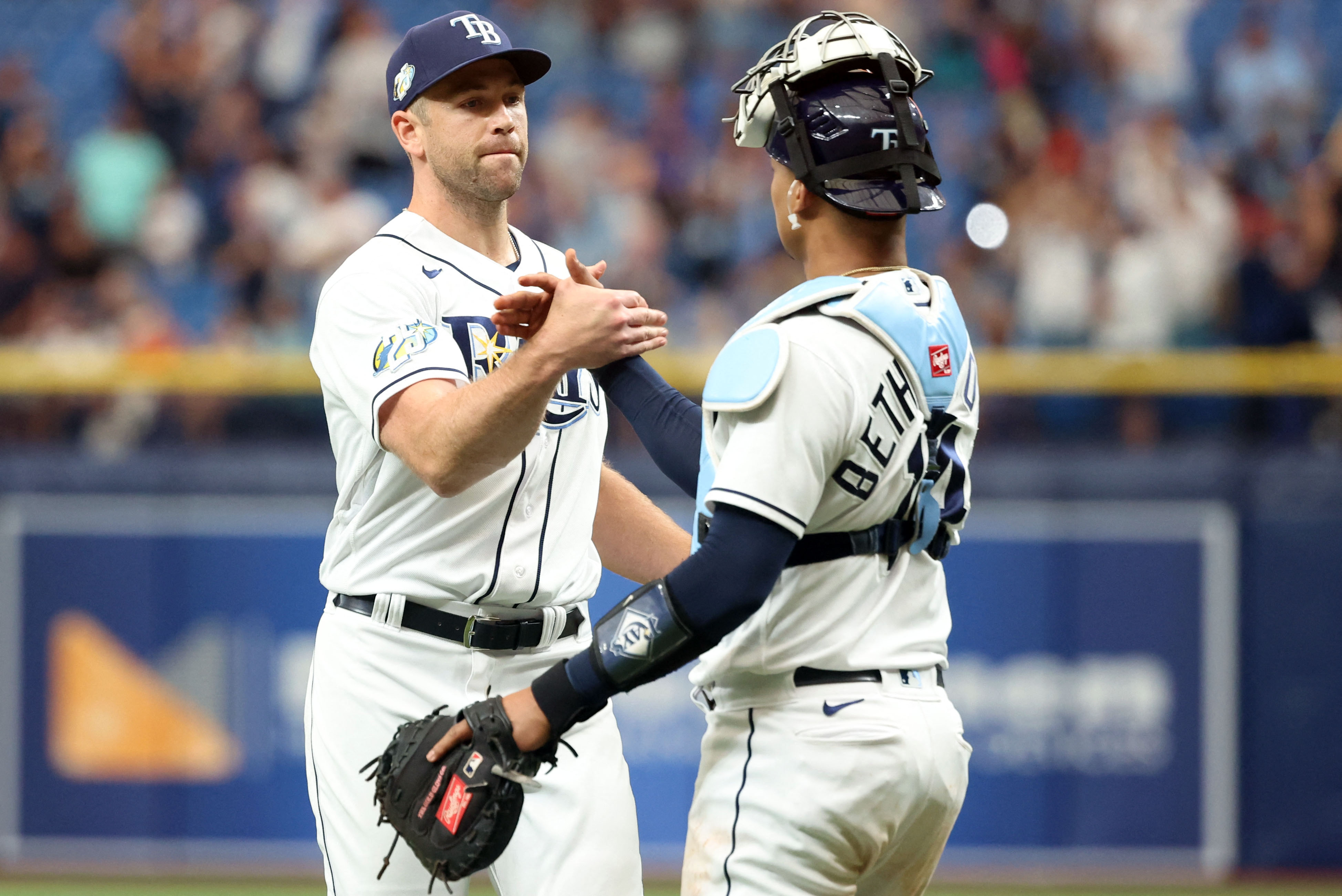 Rays win sixth straight, complete sweep over Twins