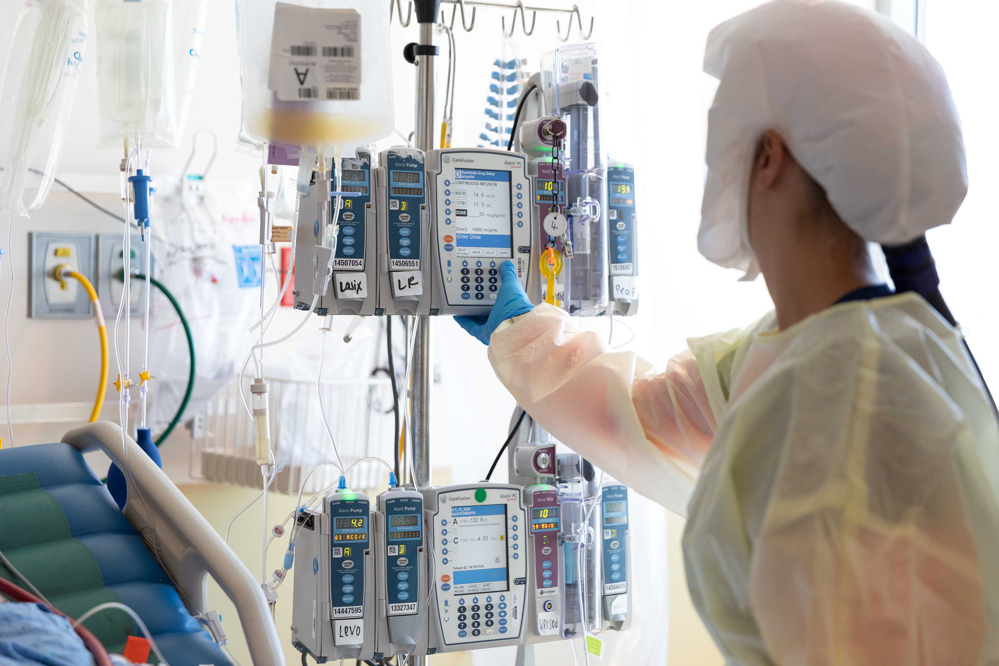 COVID patients swell ICUs, providers face burnout as Utah cases rise