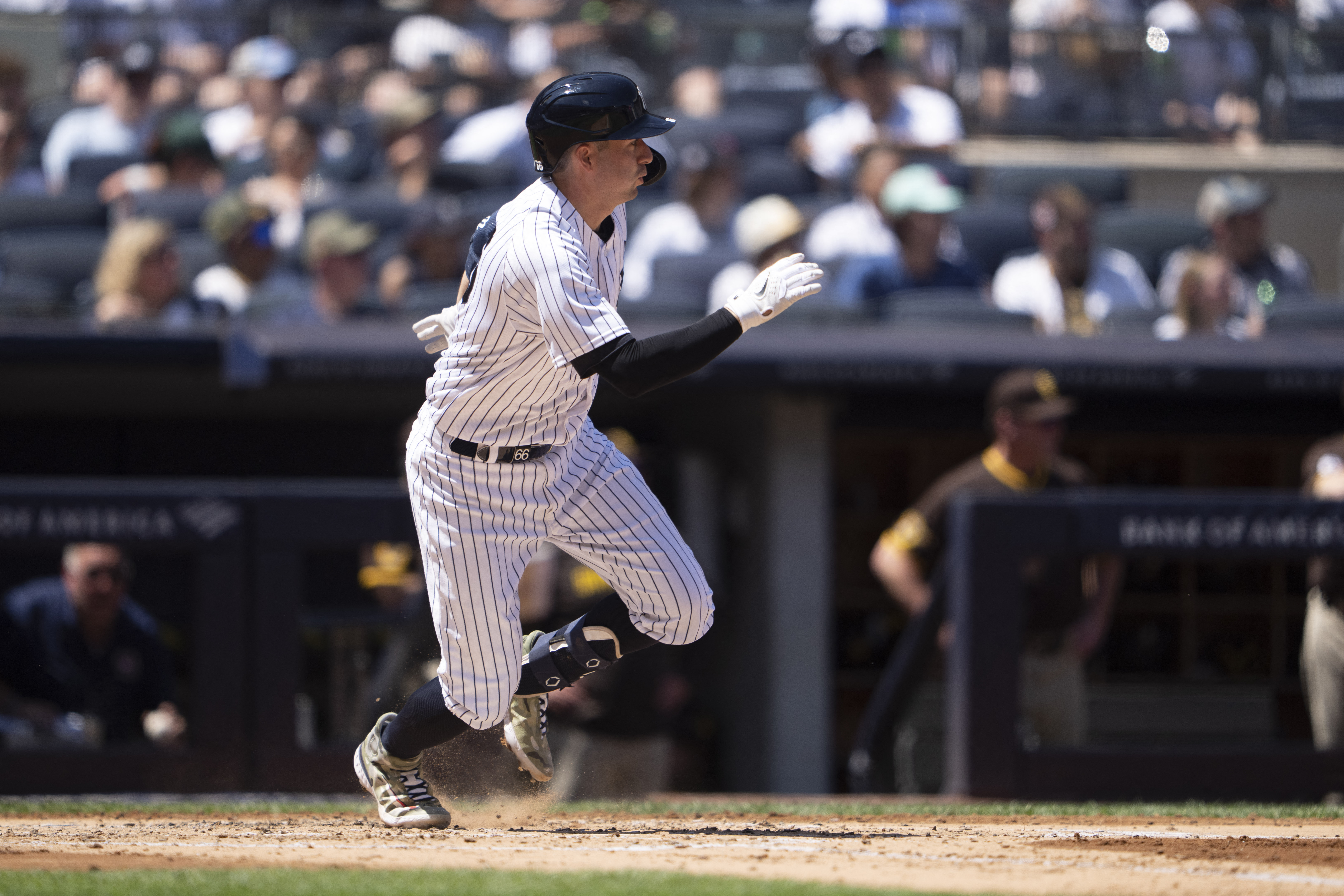 Yankees score 7 runs off Yu Darvish in third inning leading to 10-7 victory  over Padres, National Sports