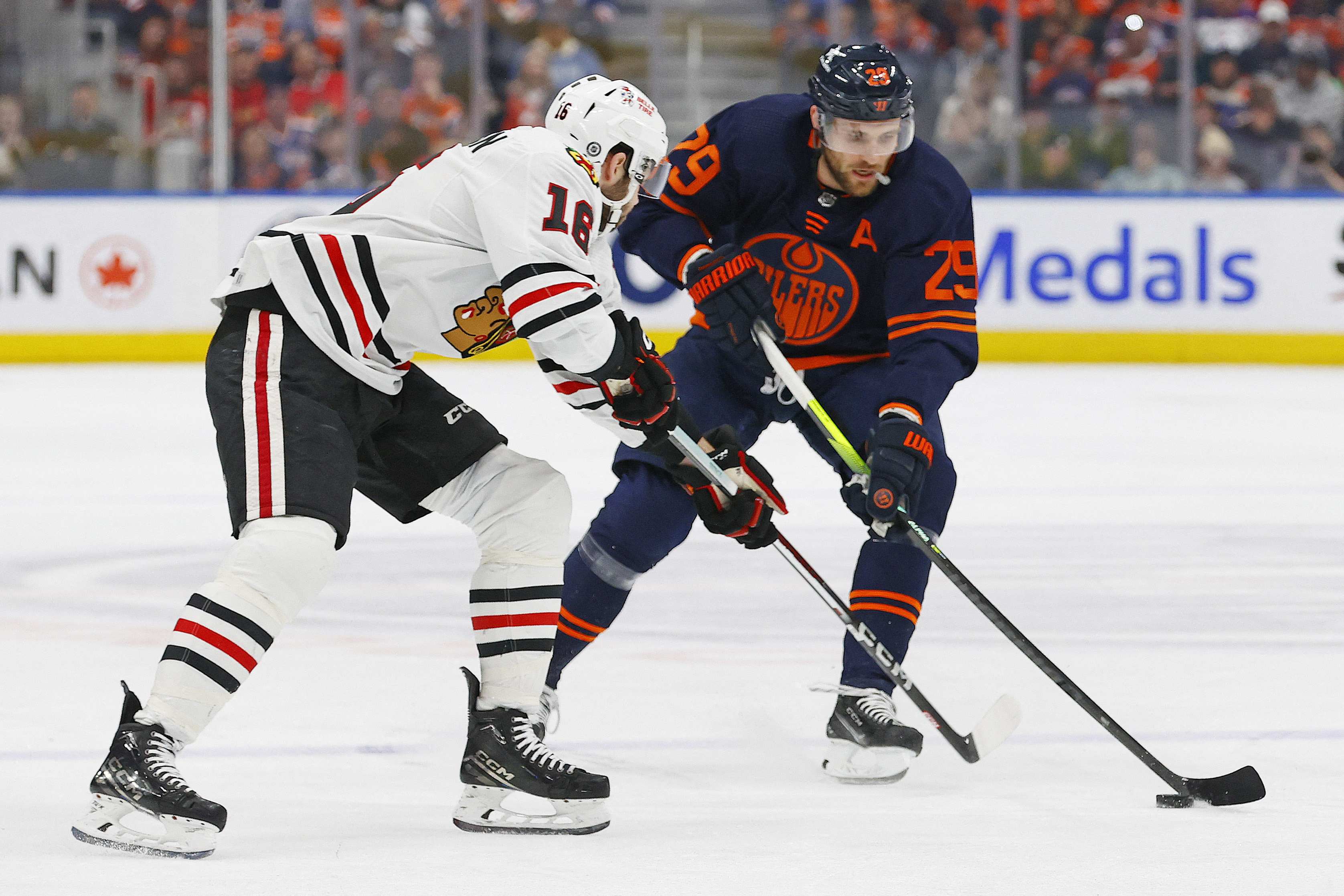 Oilers Blank Blackhawks, Extend Win Streak To 15 Games | Reuters