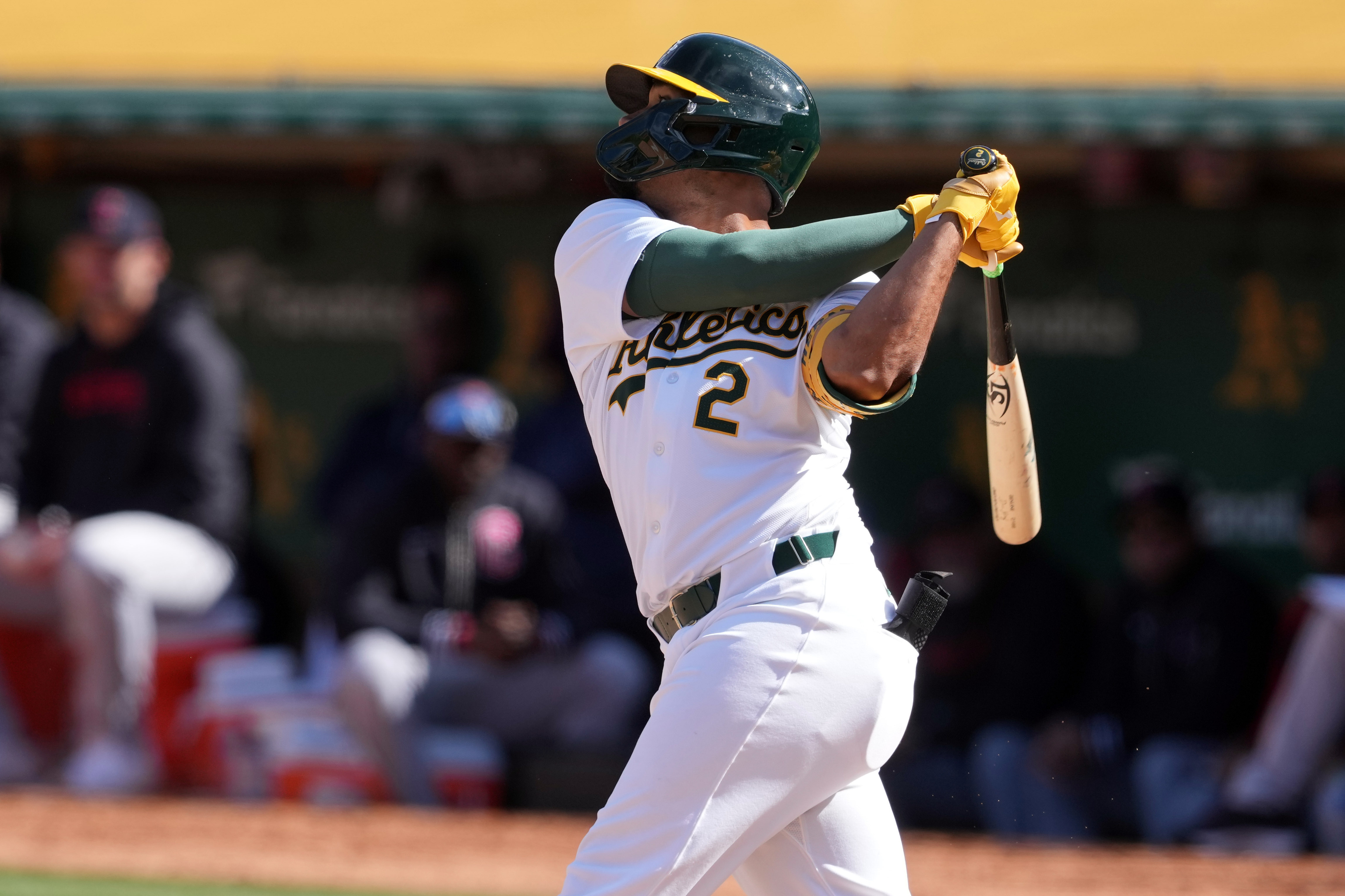 Red Sox scratch across run in 11th, squeak by A's | Reuters