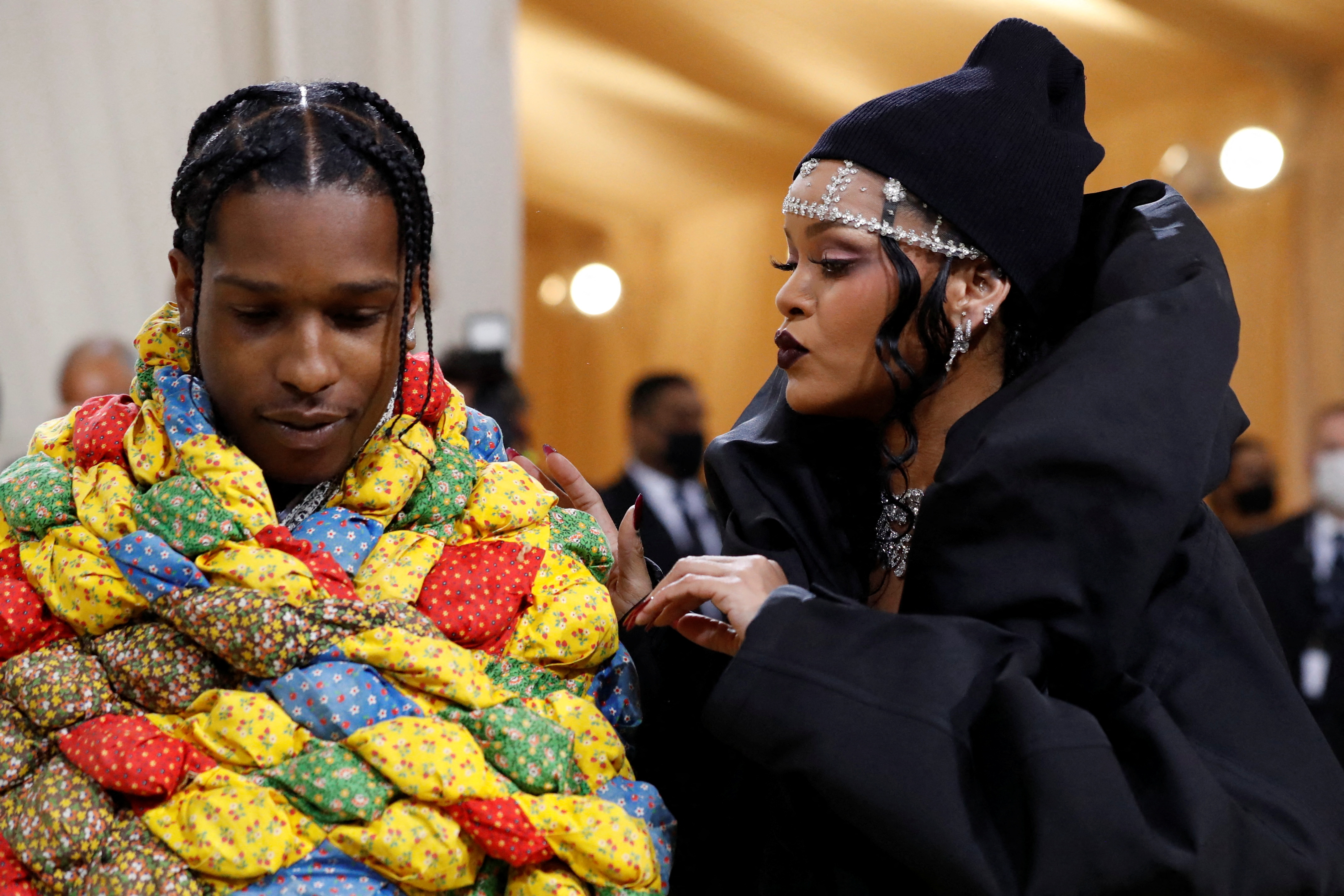 Rihanna's Fenty Line Debuts in Paris and Receives a Pop Star Welcome - The  New York Times