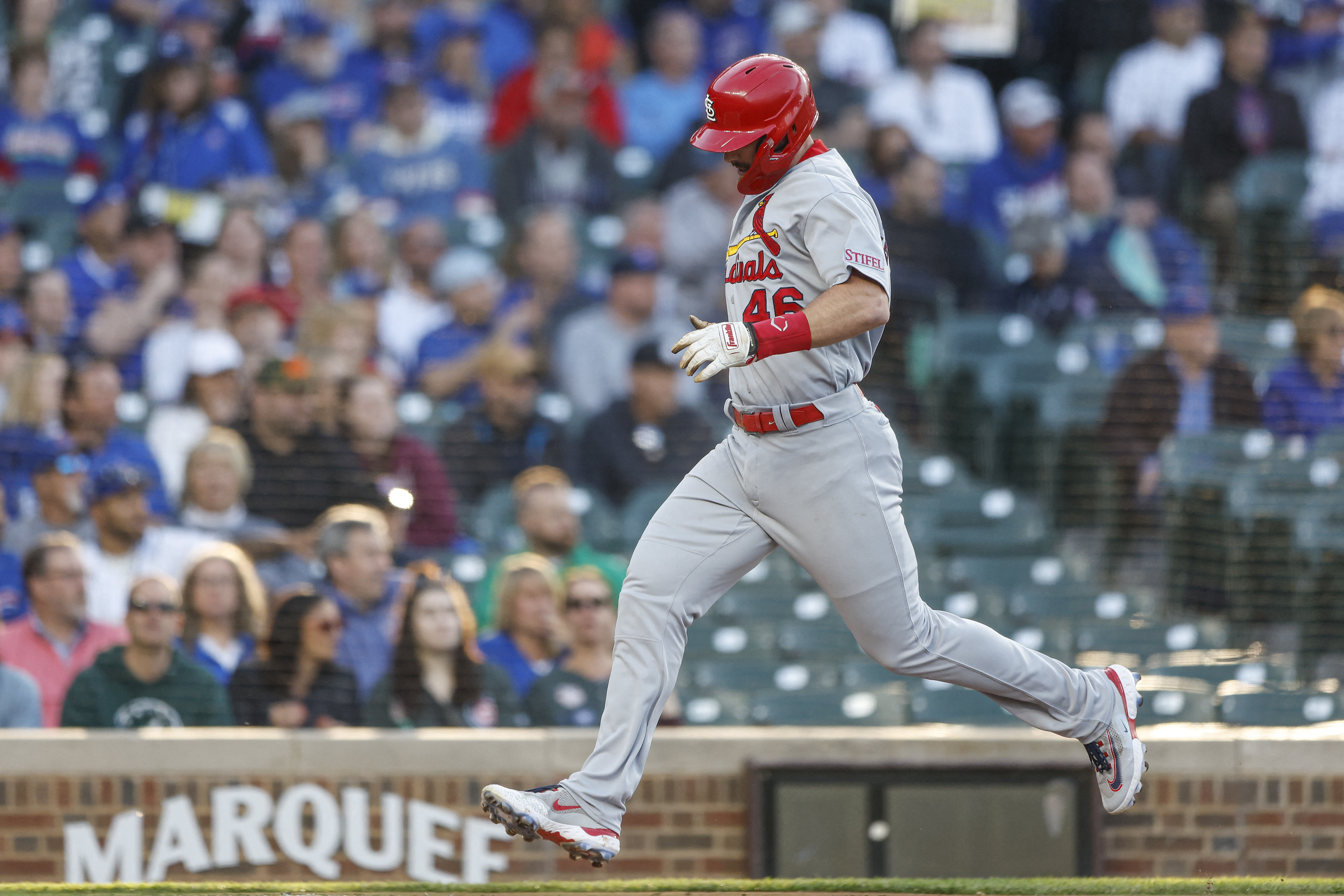Cardinals hit 3 homers in 5th, beat Cubs 6-0