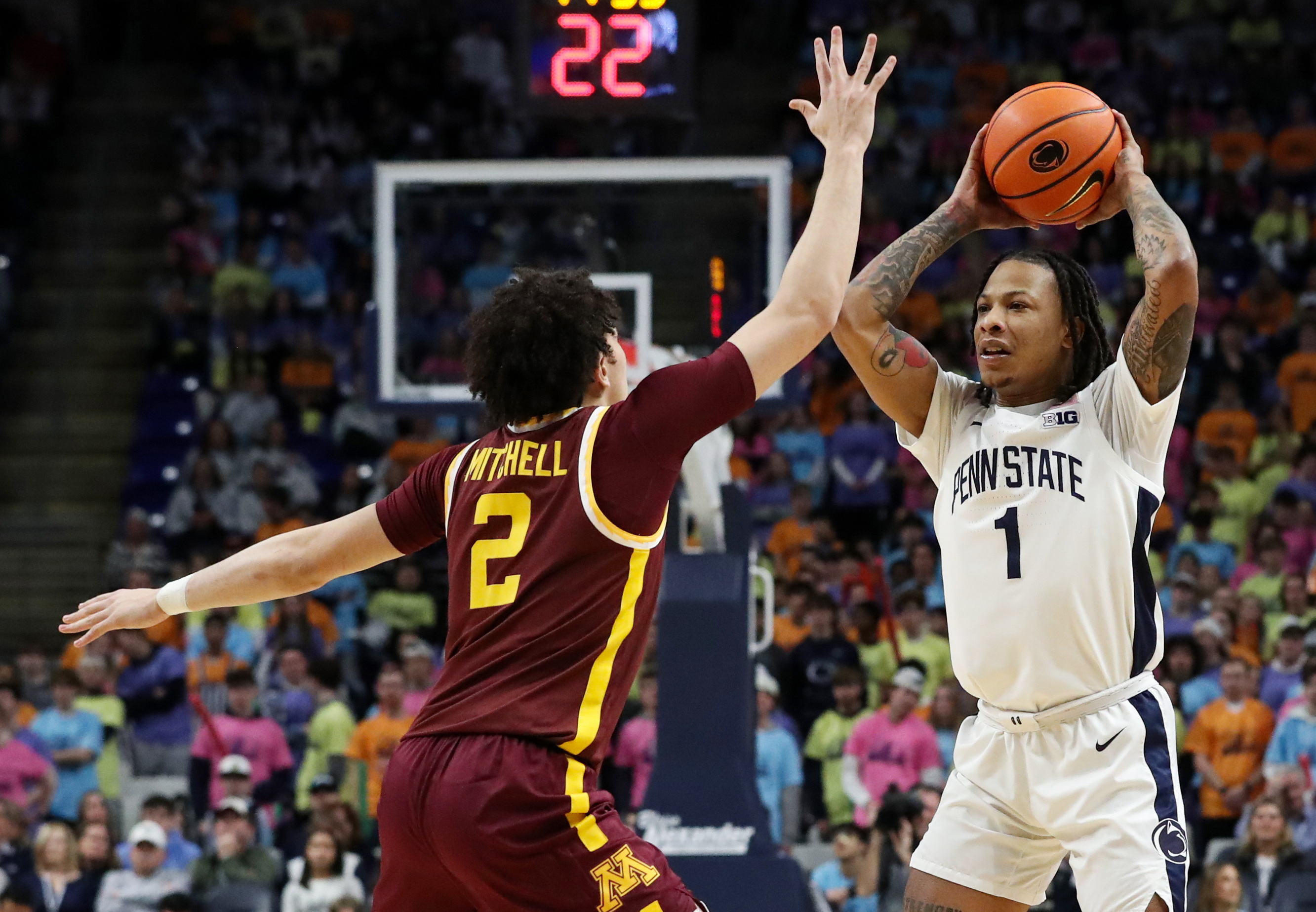 Minnesota snaps skid, topples Penn State Reuters