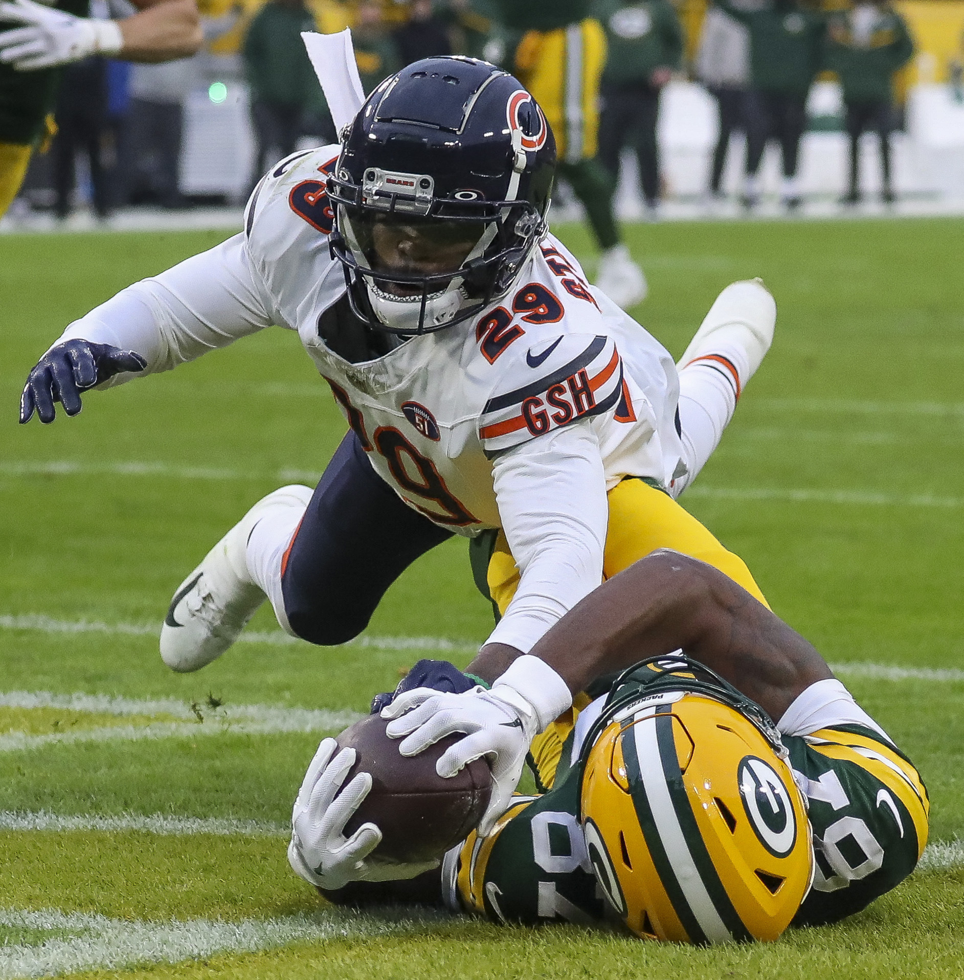 Jordan Love Guides Packers To Win Over Bears, Playoff Bid | Reuters