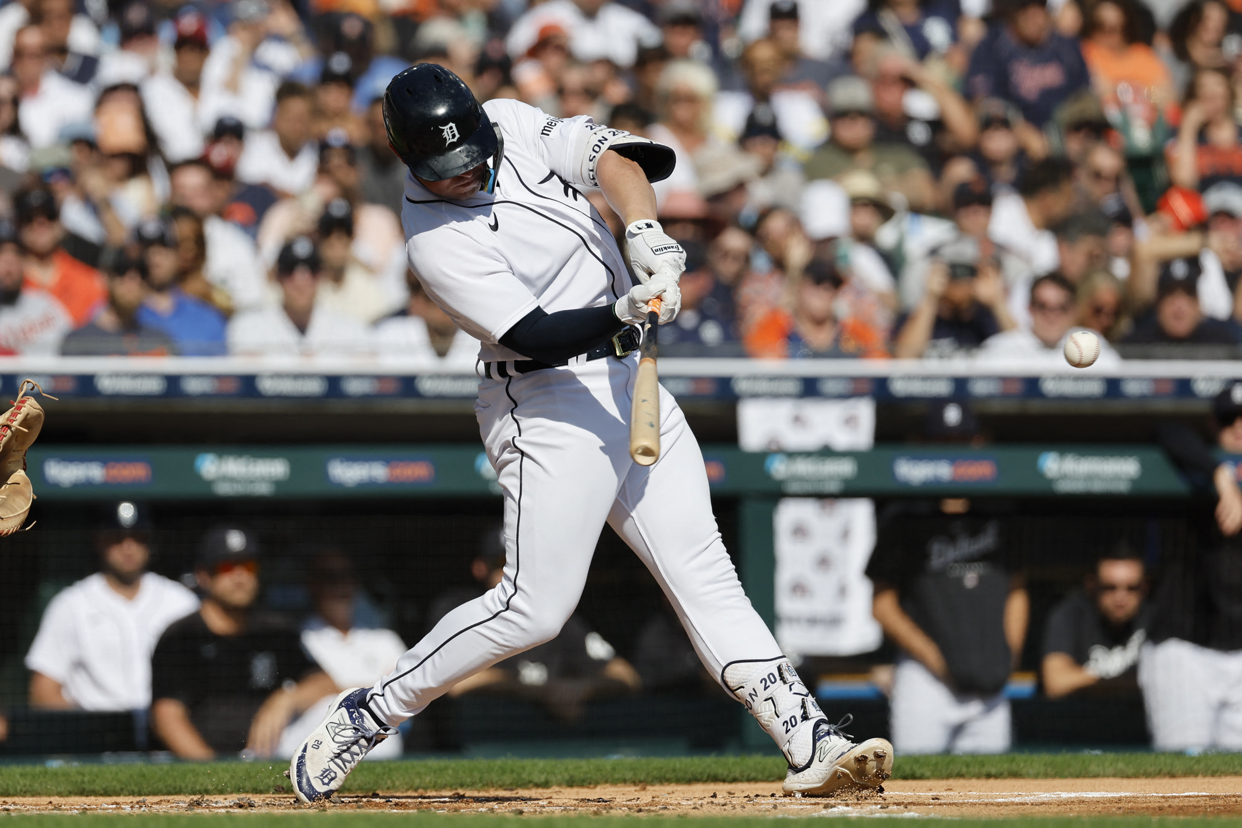 Miguel Cabrera and Terry Francona close careers as Tigers beat Guardians  5-2
