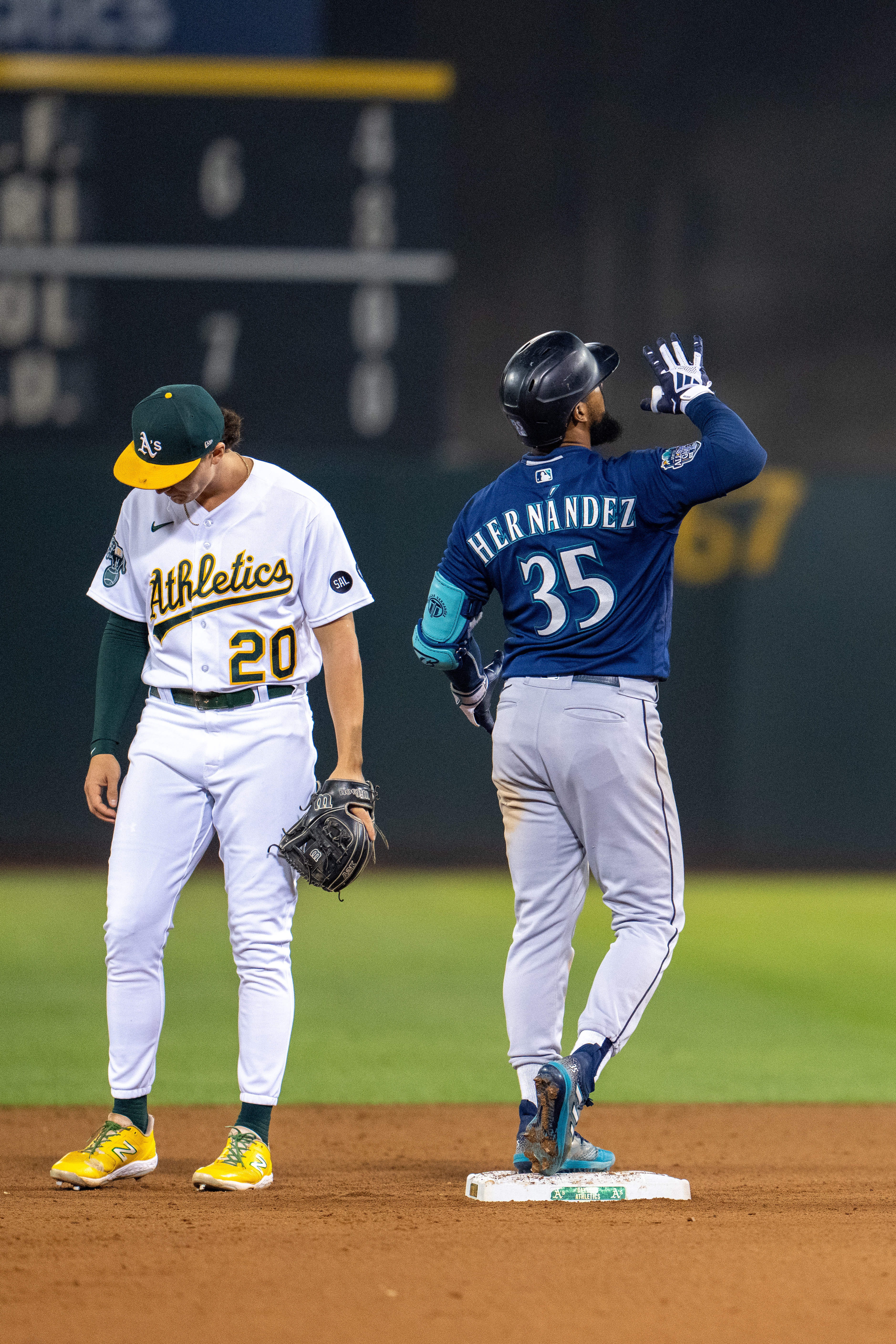 A's drop sixth straight, fall to Mariners 7-2 - Athletics Nation