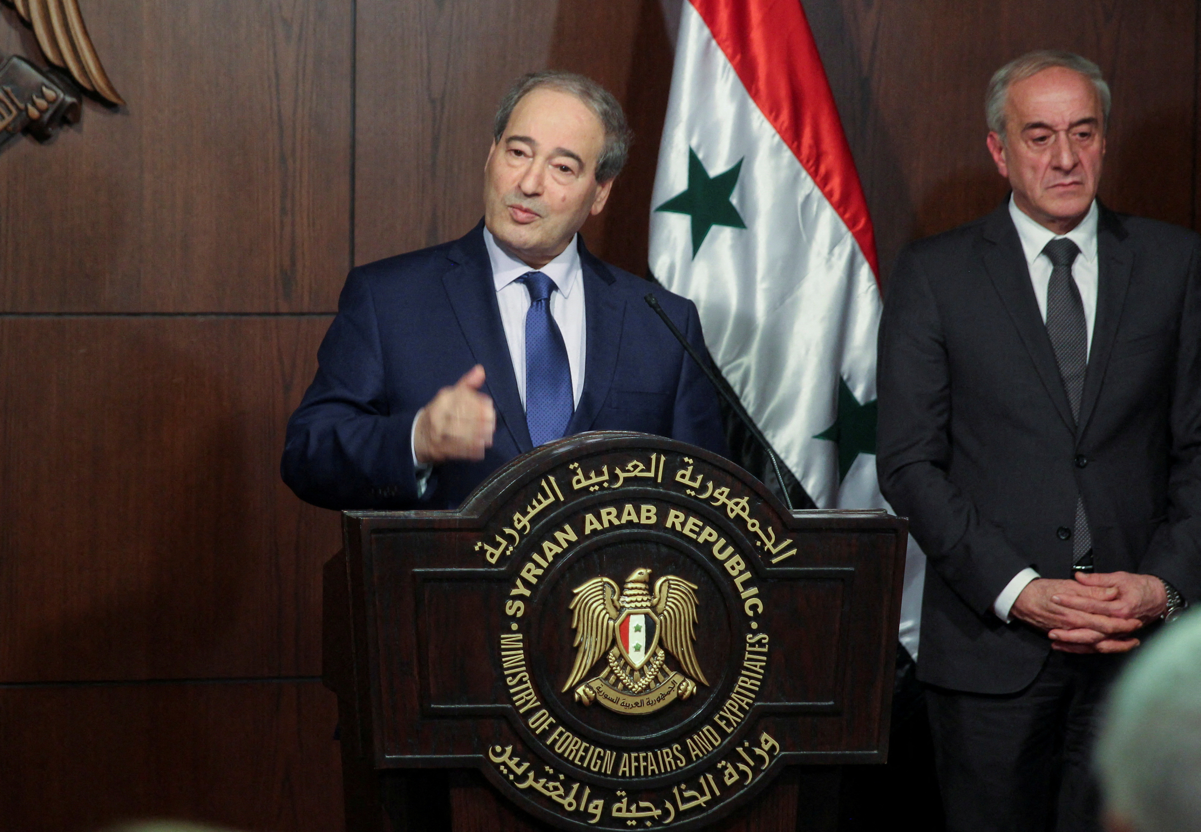 وزير خارجية بشار الأسد في زيارة مفاجئة للقاهرة