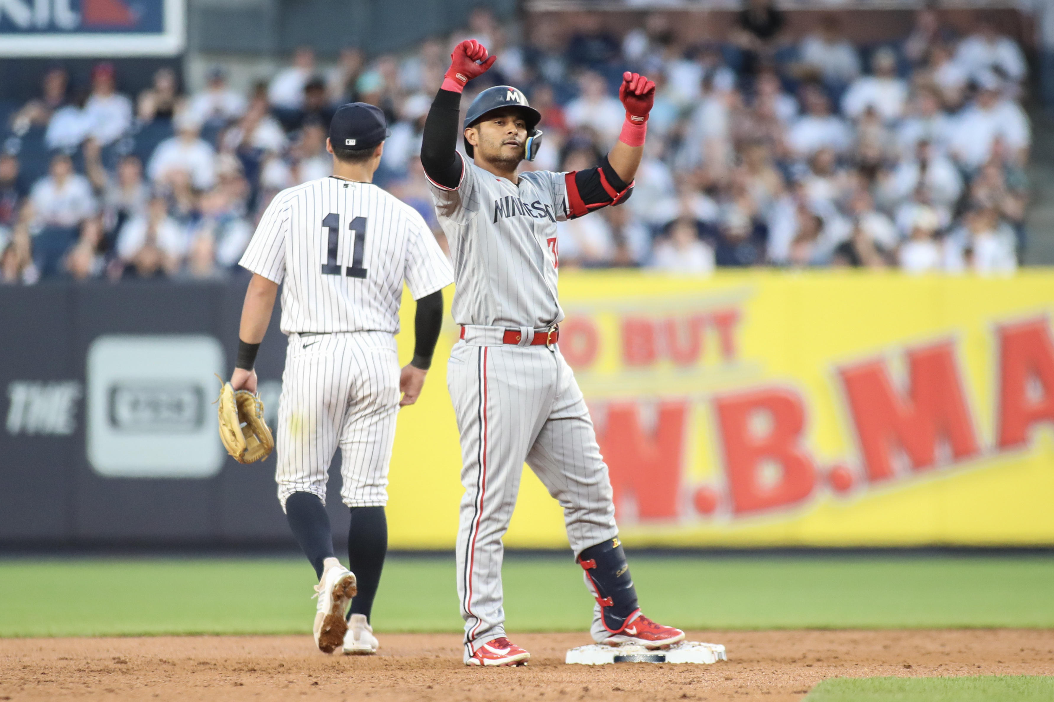 Nine-run first inning sends Twins to rout of Yankees