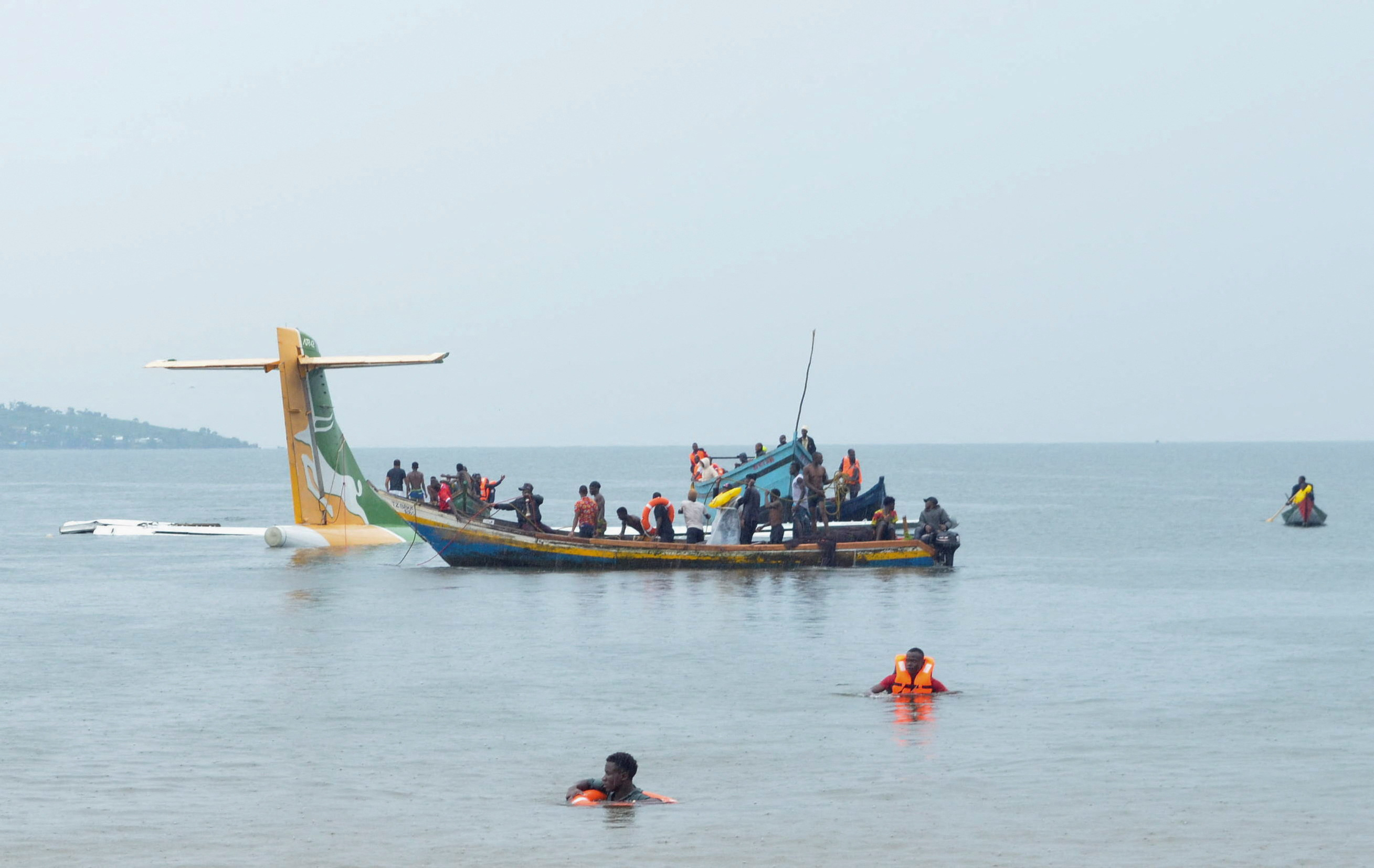 Passenger plane crashes into Lake Victoria in Tanzania, 19 dead | Reuters