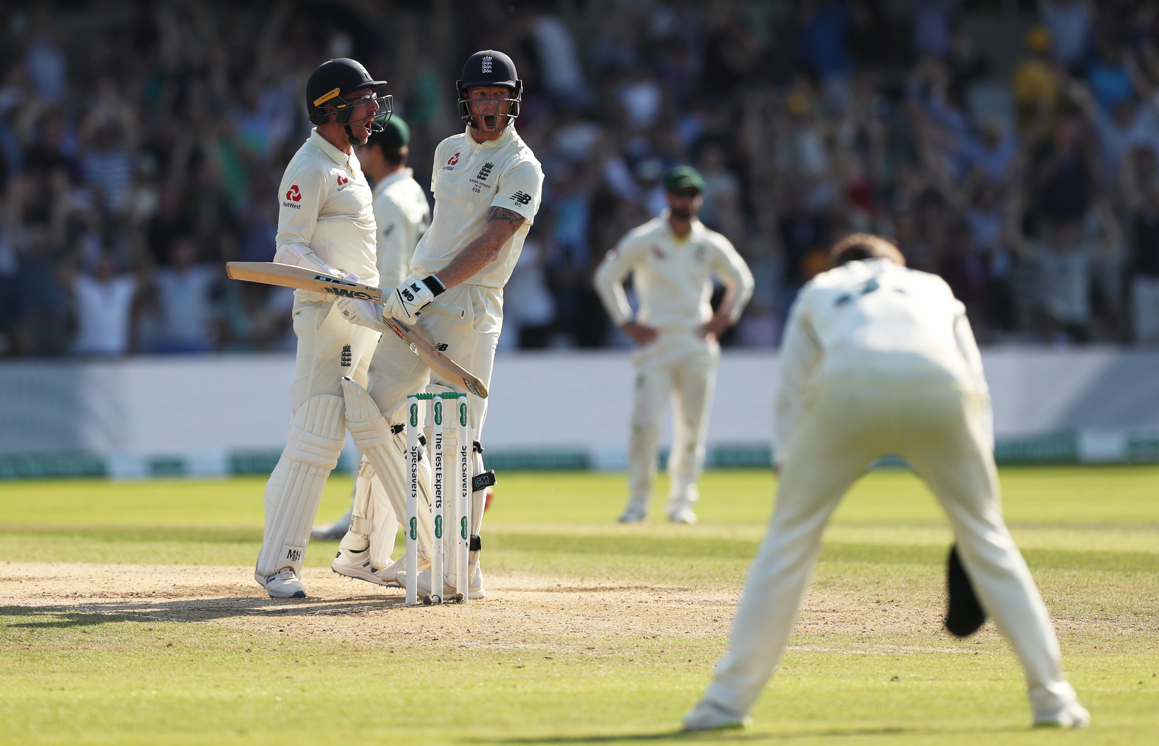 Cricket - Ashes 2019 - Third Test - England v Australia - Headingley, Leeds, Britain - August 25, 2019  England's Ben Stokes and Jack Leach celebrate winning the test  Action Images via Reuters/Lee Smith