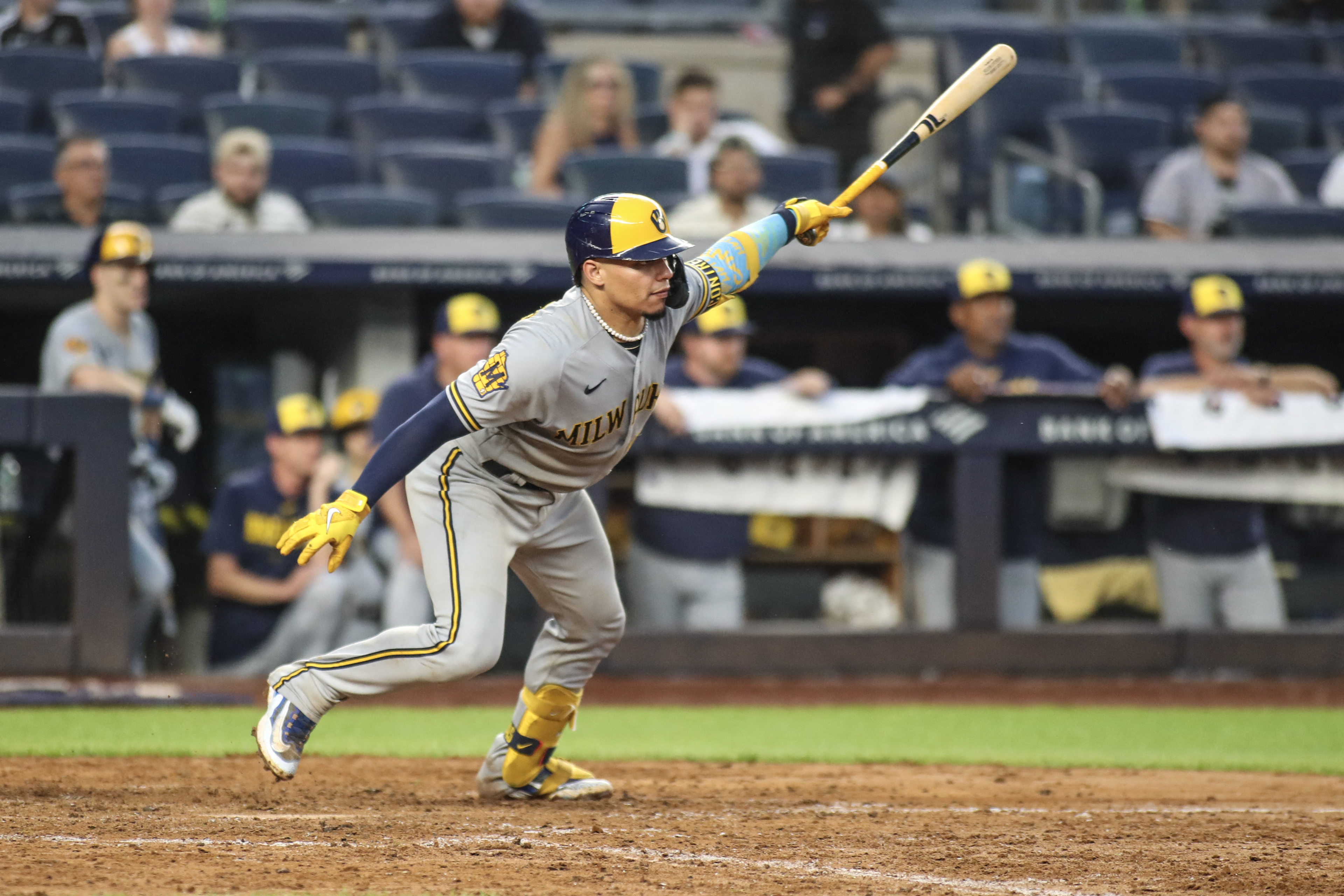 Brewers rally from five runs down to beat Yankees 7-6, Taiwan News