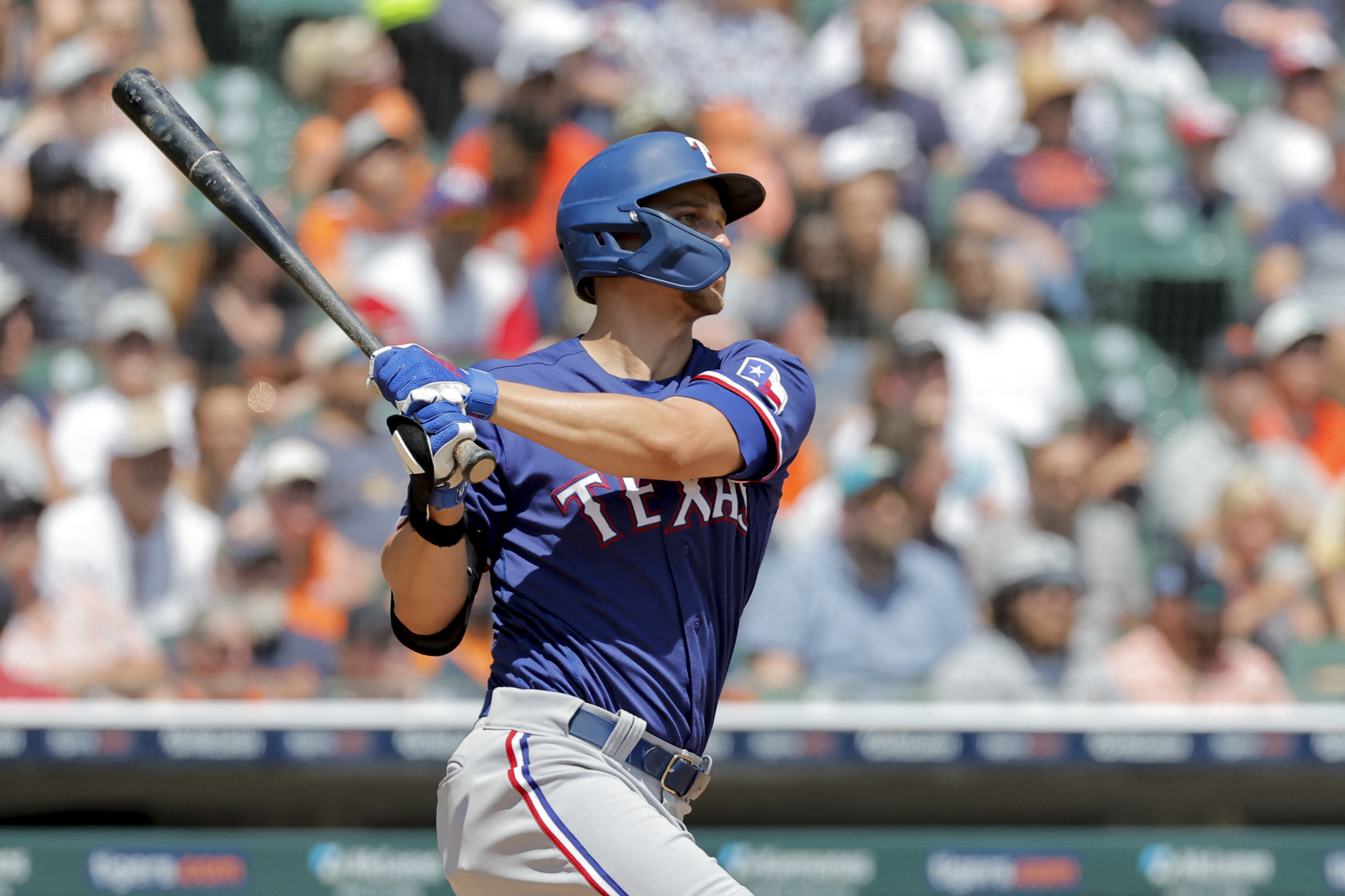 Corey Seager provides offense, Rangers pitchers shut out Tigers