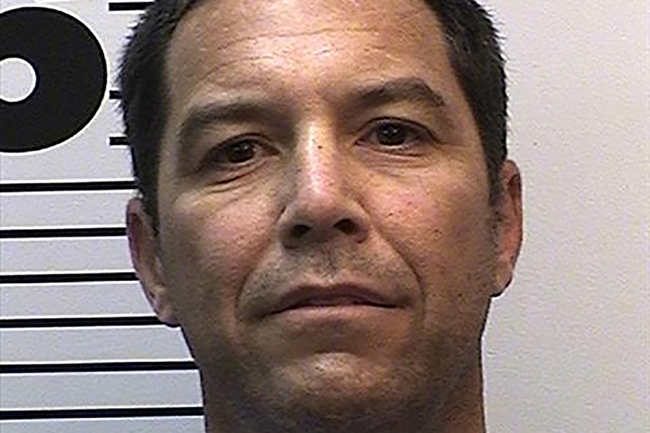 Convicted killer Peterson resentenced to life after death penalty