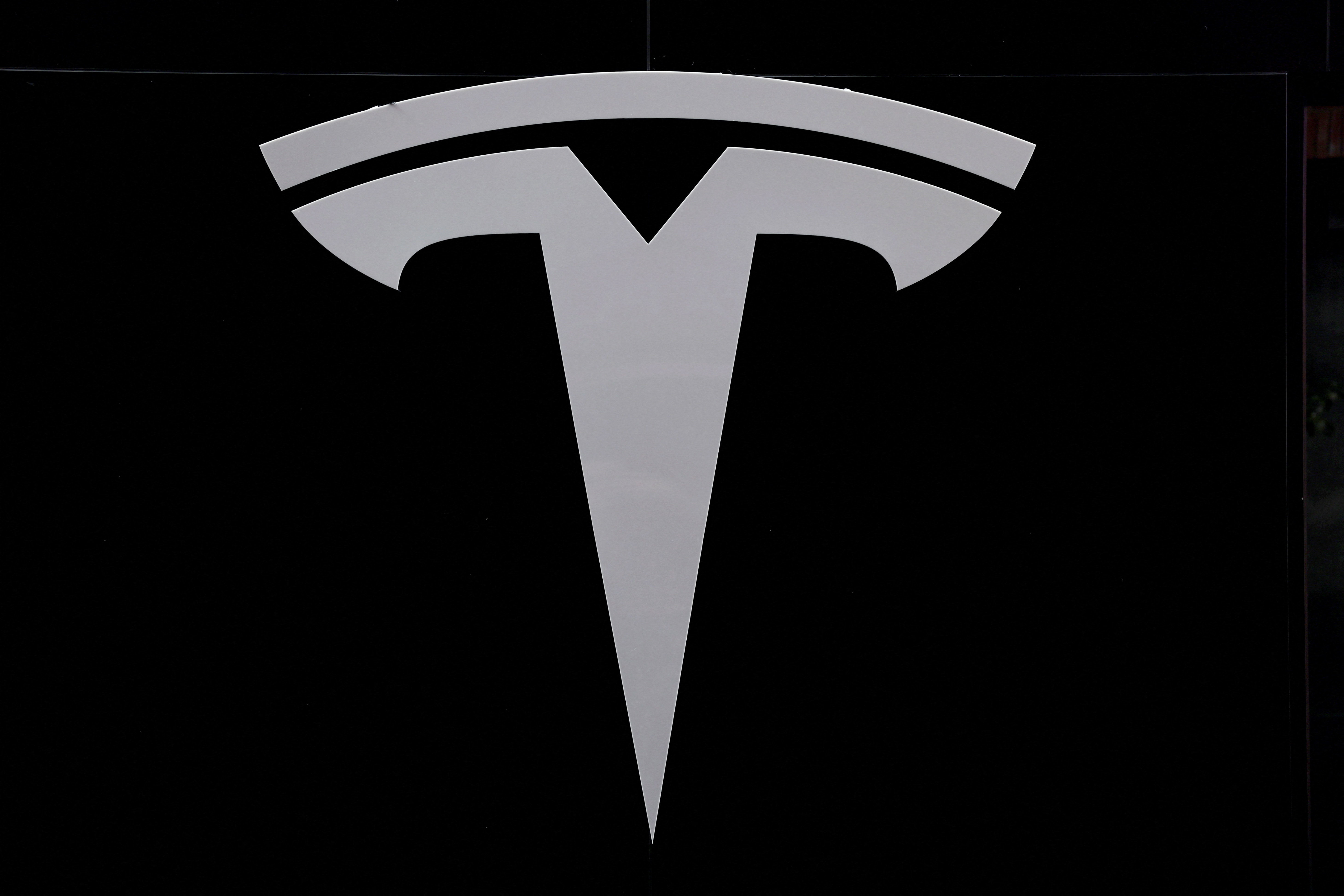Image 2 for Tesla faces new lawsuit over alleged robotics patent infringement