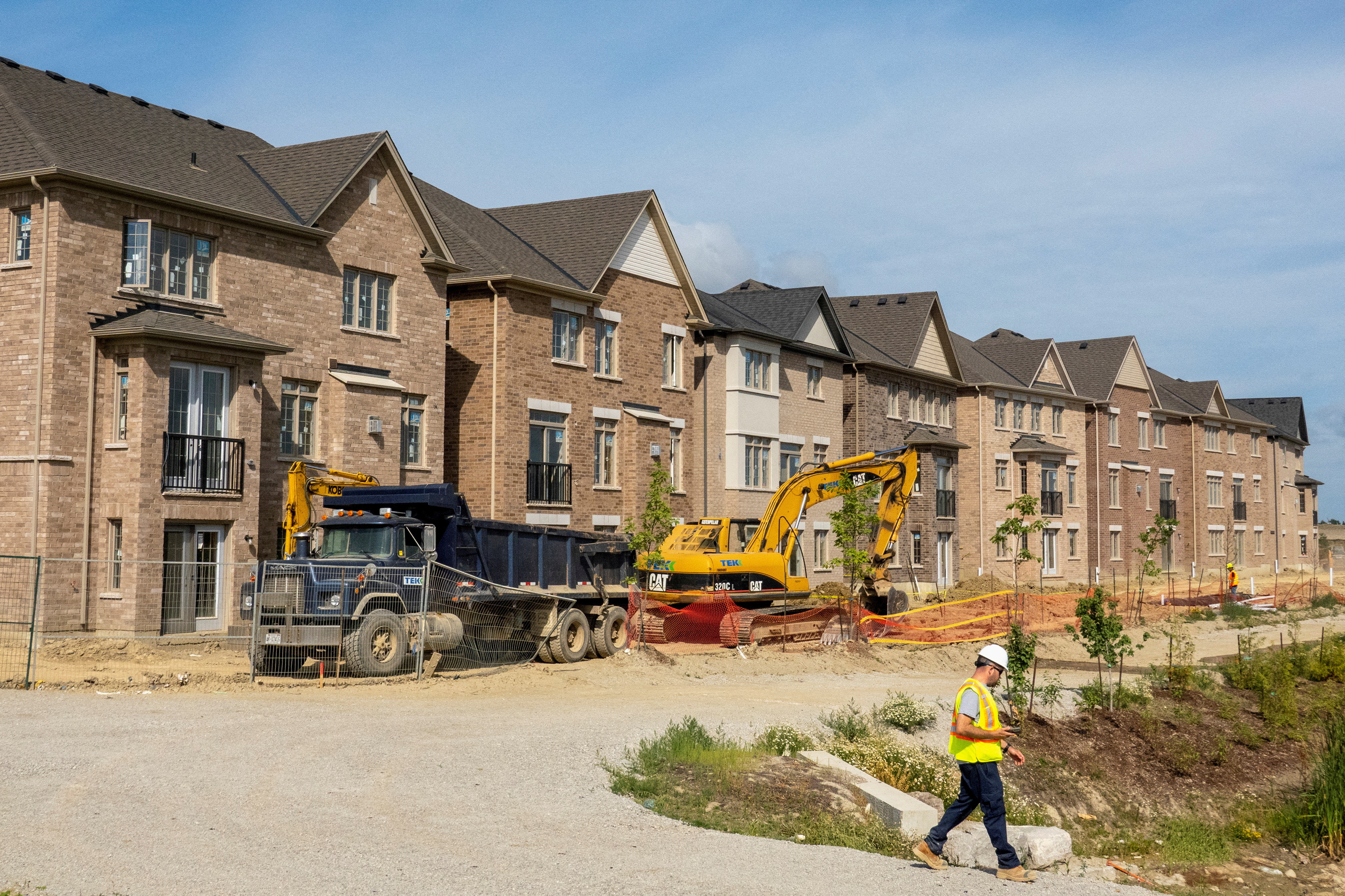 Housing construction in Ontario