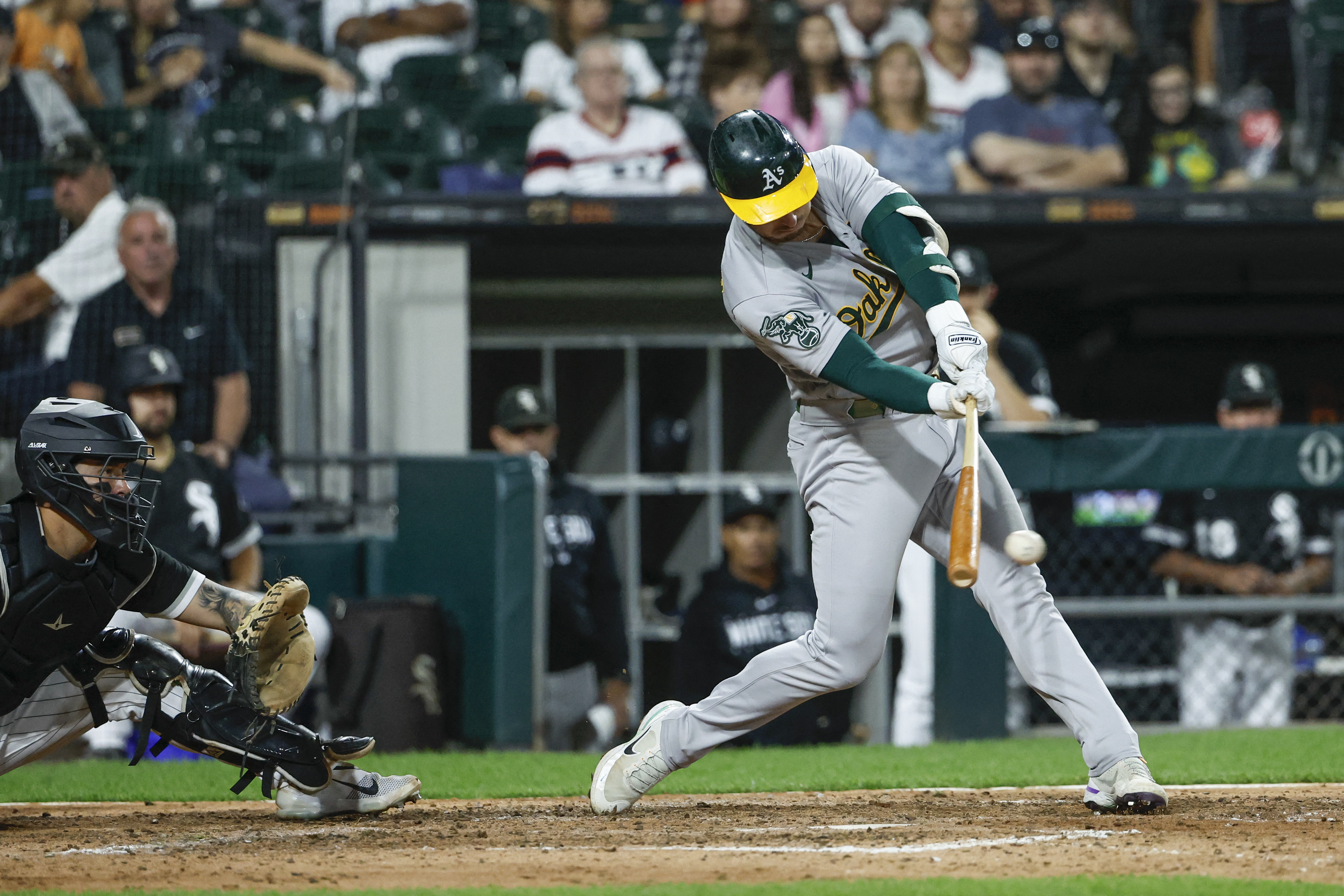 Chicago White Sox pinch hitter Carlos Pérez (36) celebrates his two-RBI  double against the Oakland Athletics during the eighth inning of a baseball  game, Saturday, July 1, 2023, in Oakland, Calif. (AP