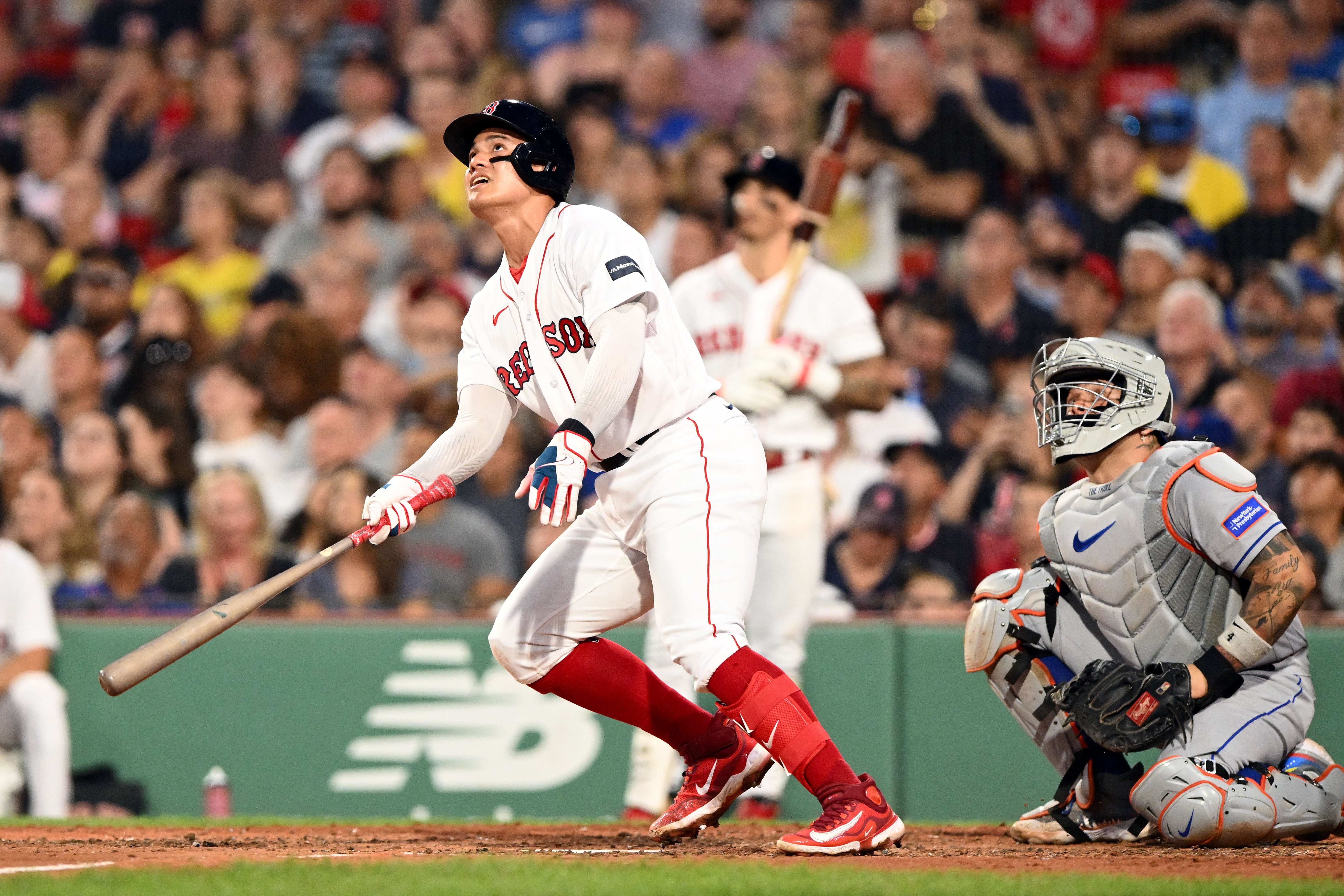 Mets-Red Sox game suspended in 4th, will resume Saturday