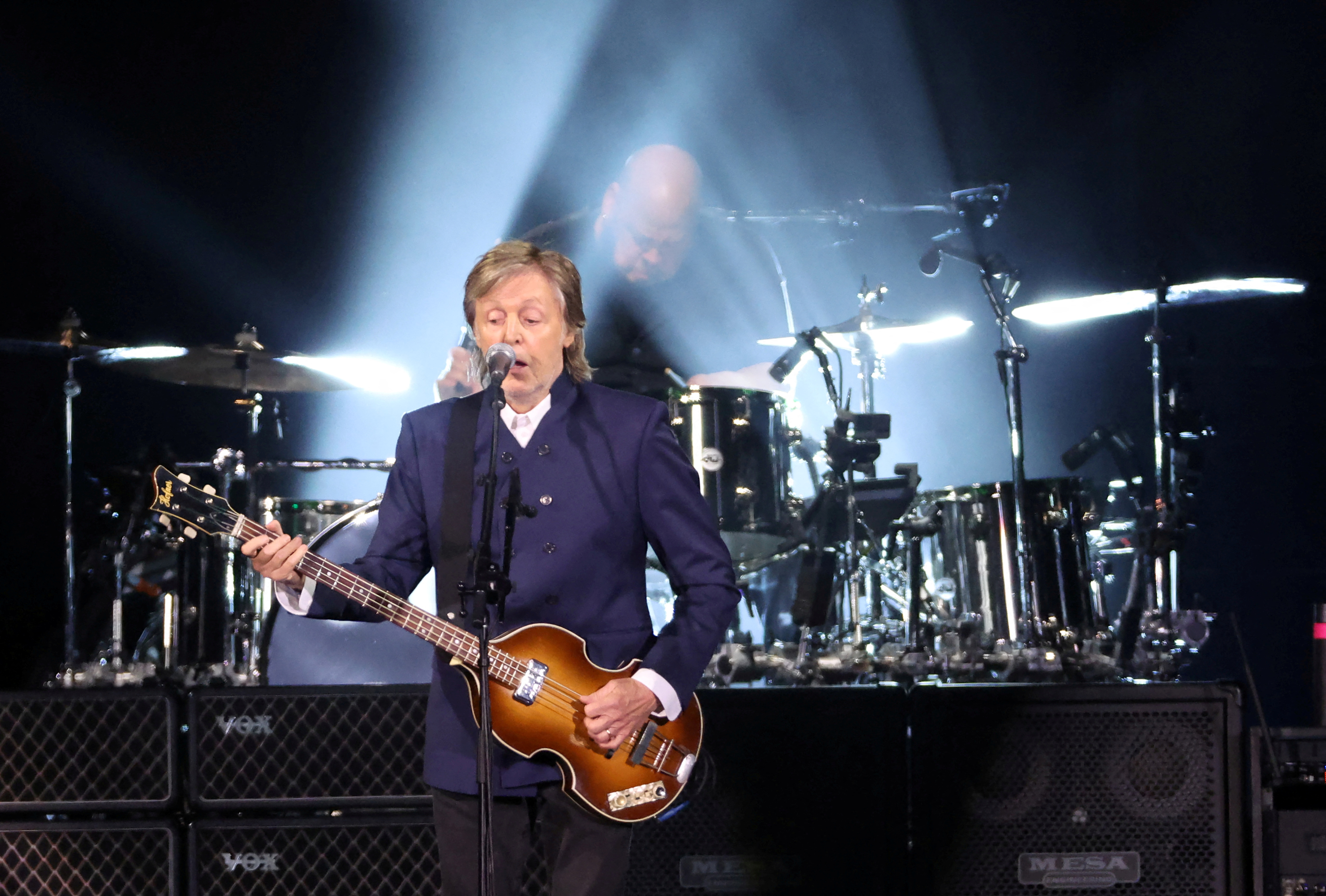 Woman who reunited Paul McCartney with stolen Höfner bass hopes to