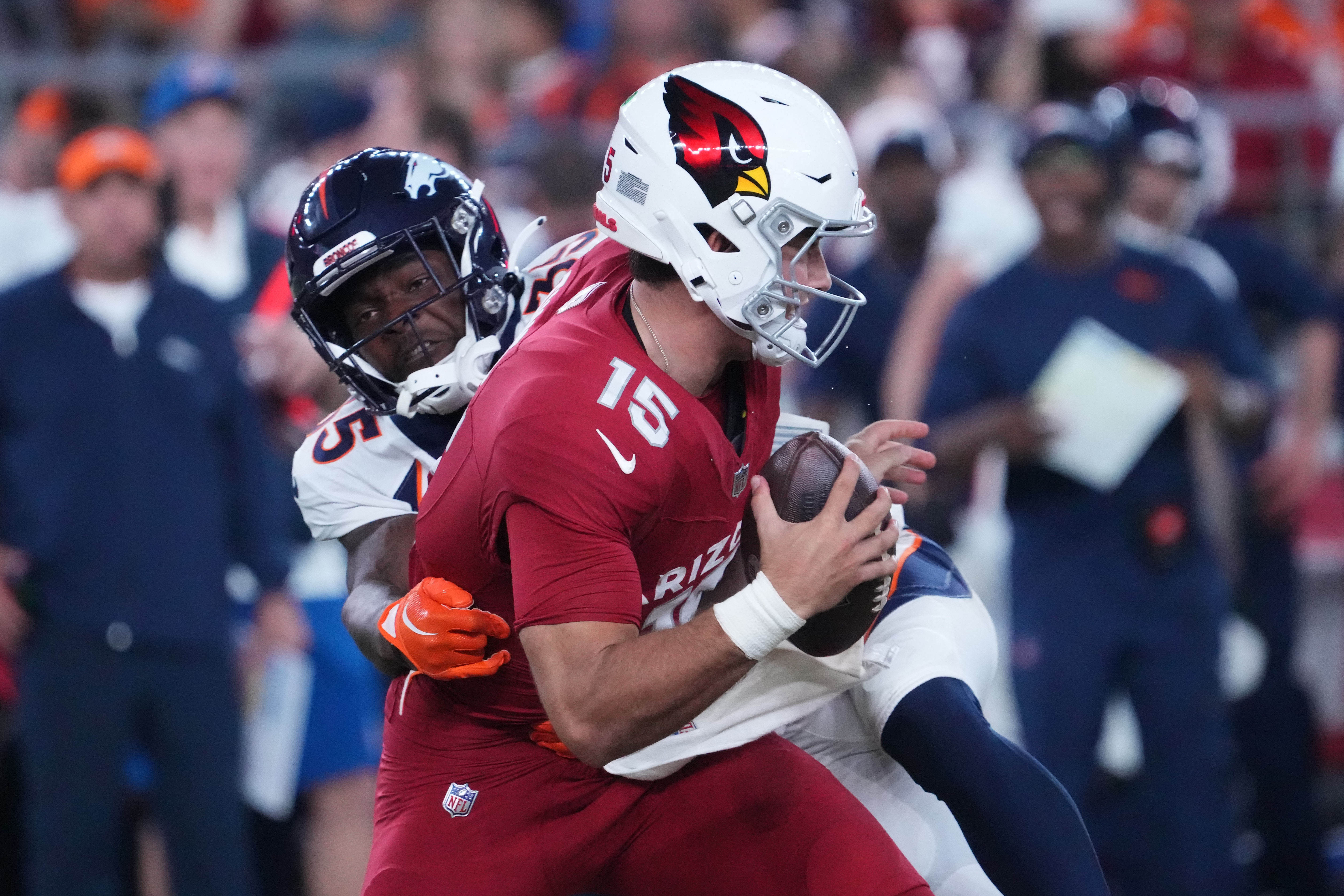 Late TD, 2-point conversion fuels Cardinals over Broncos