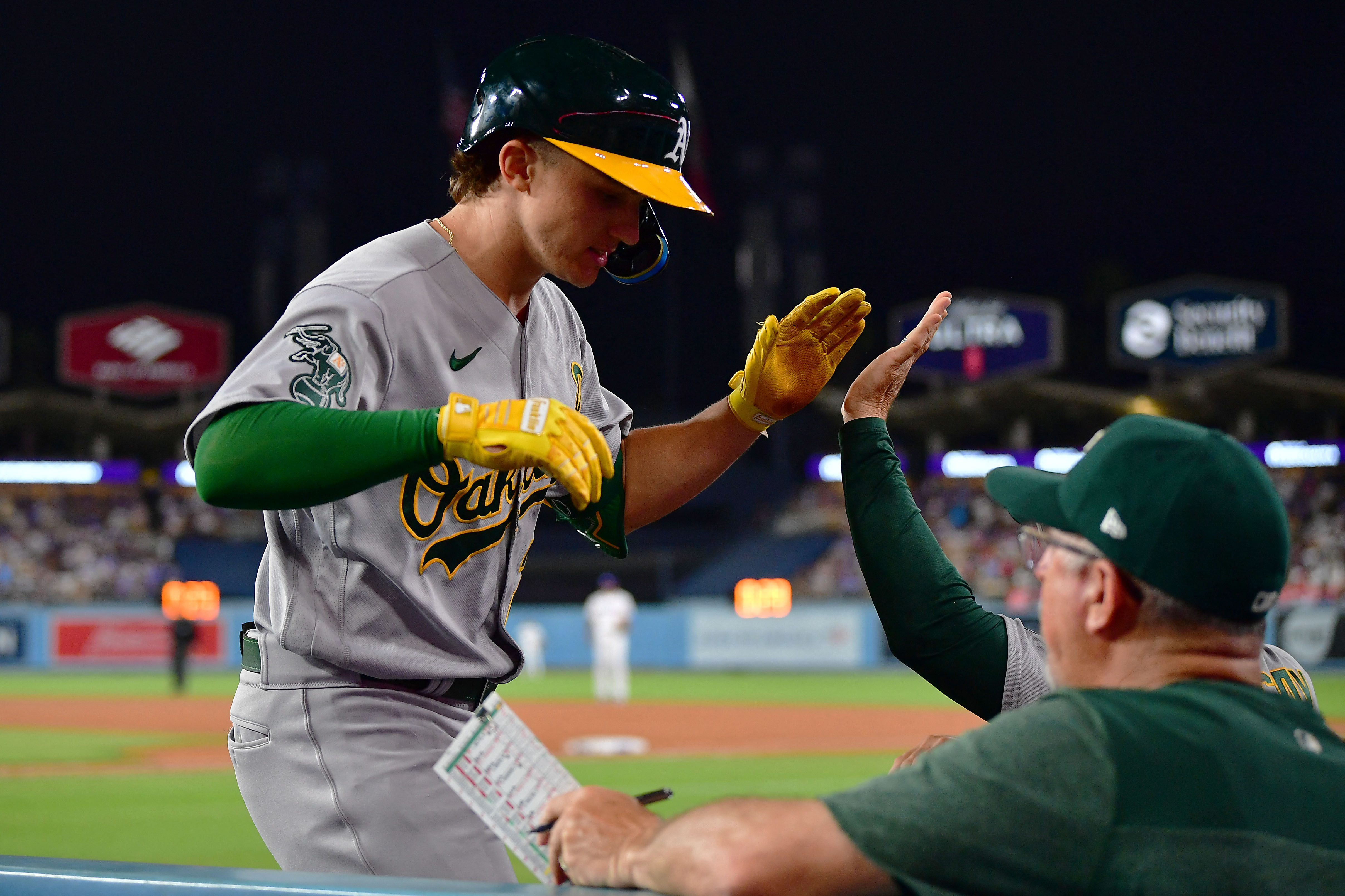 Dodgers get solid debut from Lance Lynn in easy victory over A's