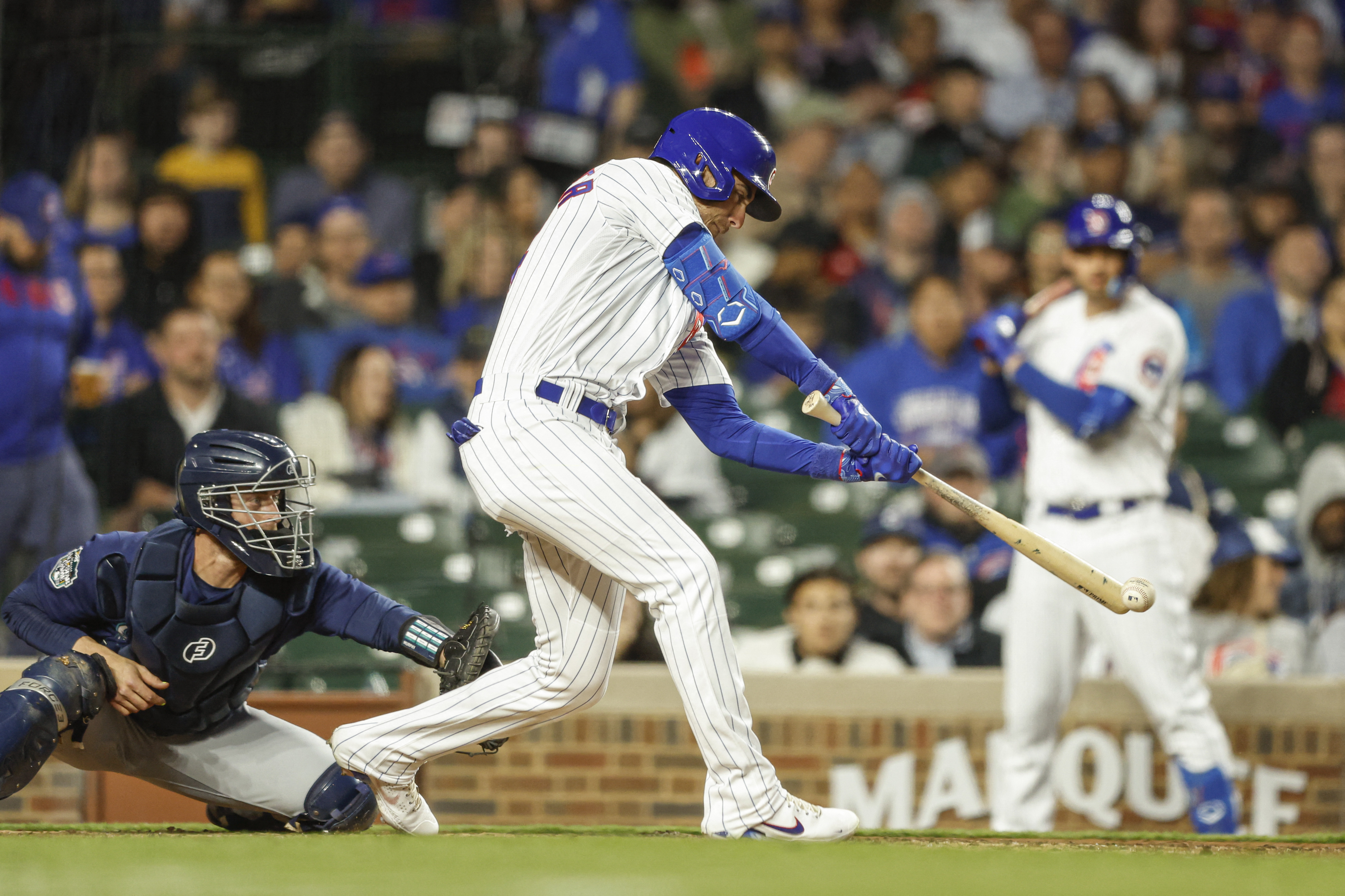 Video: Eric Hosmer risks it all to score the tying run - NBC Sports