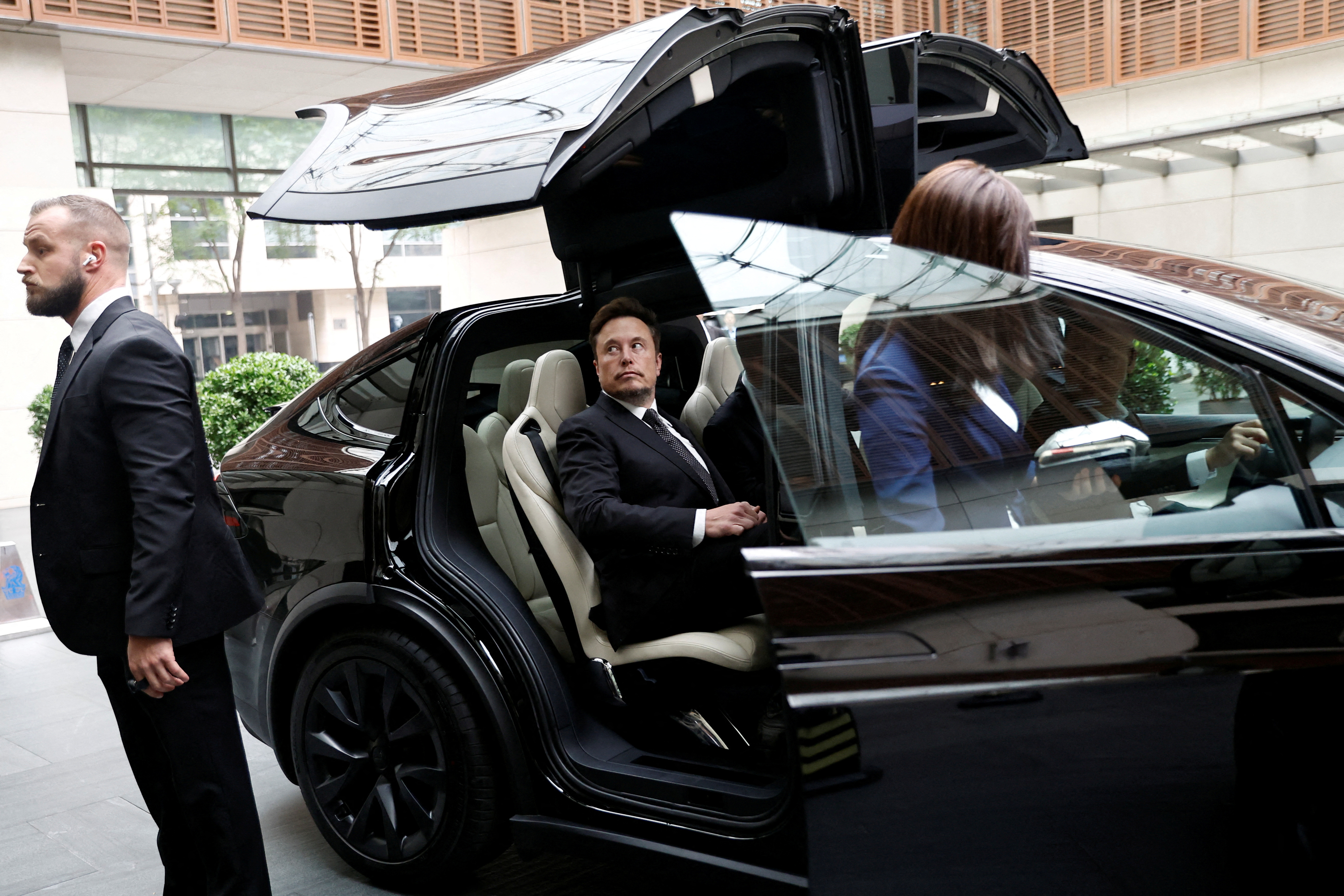 tcmTesla's CEO Elon Musk in Beijing