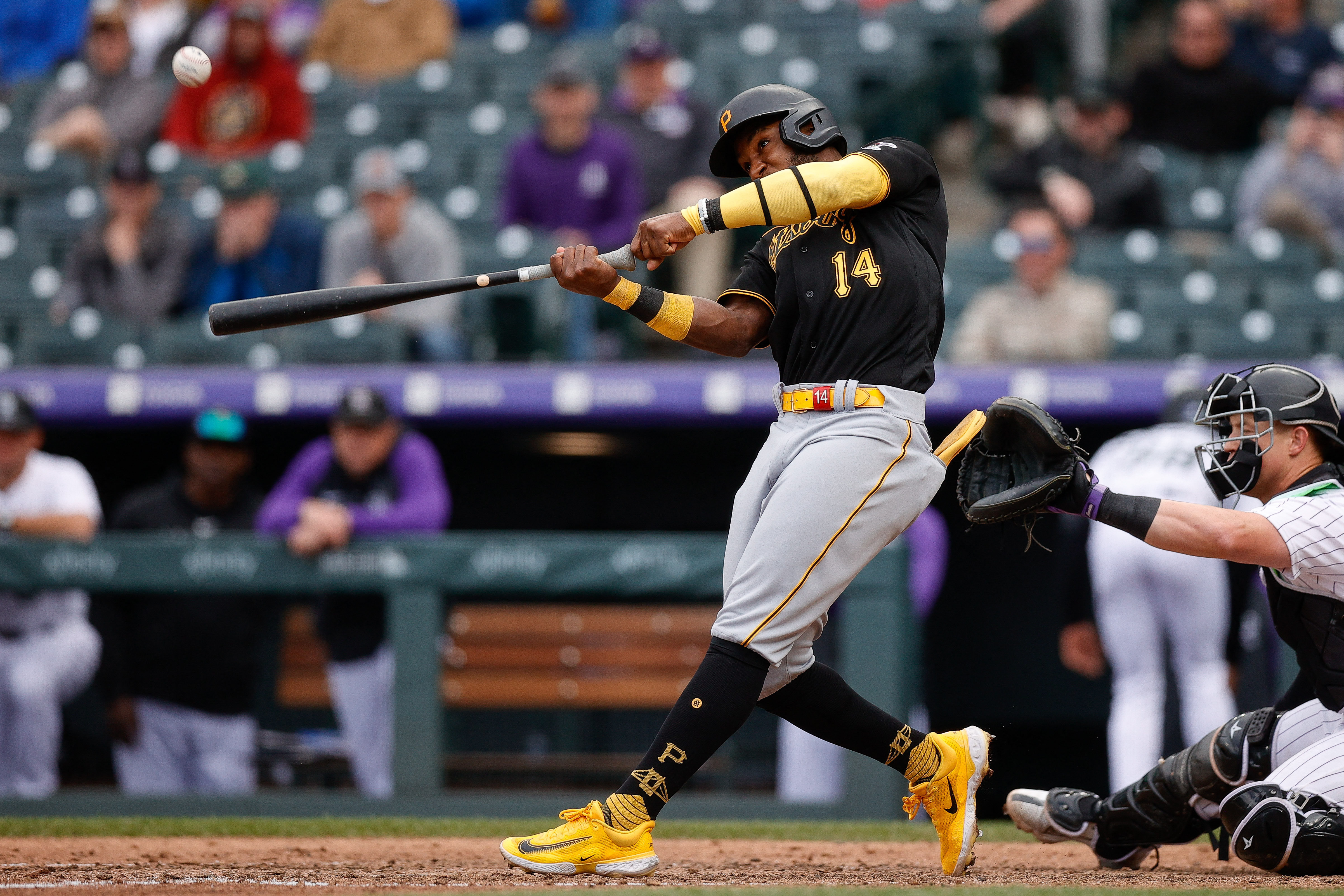 Pirates sweep Rockies at Coors Field