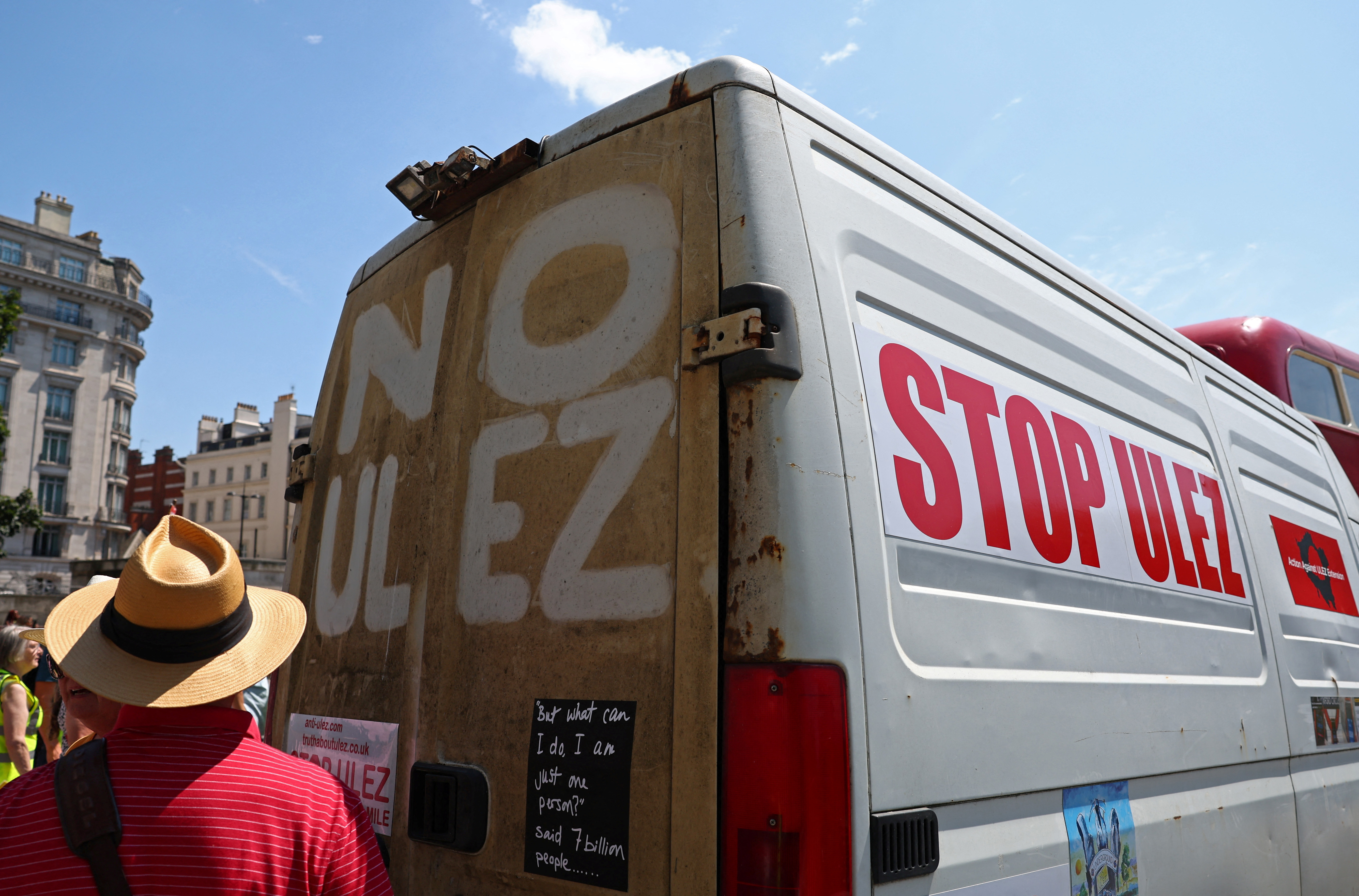 Protest against proposed upcoming expansion of ULEZ tariff on vehicle emissions in London