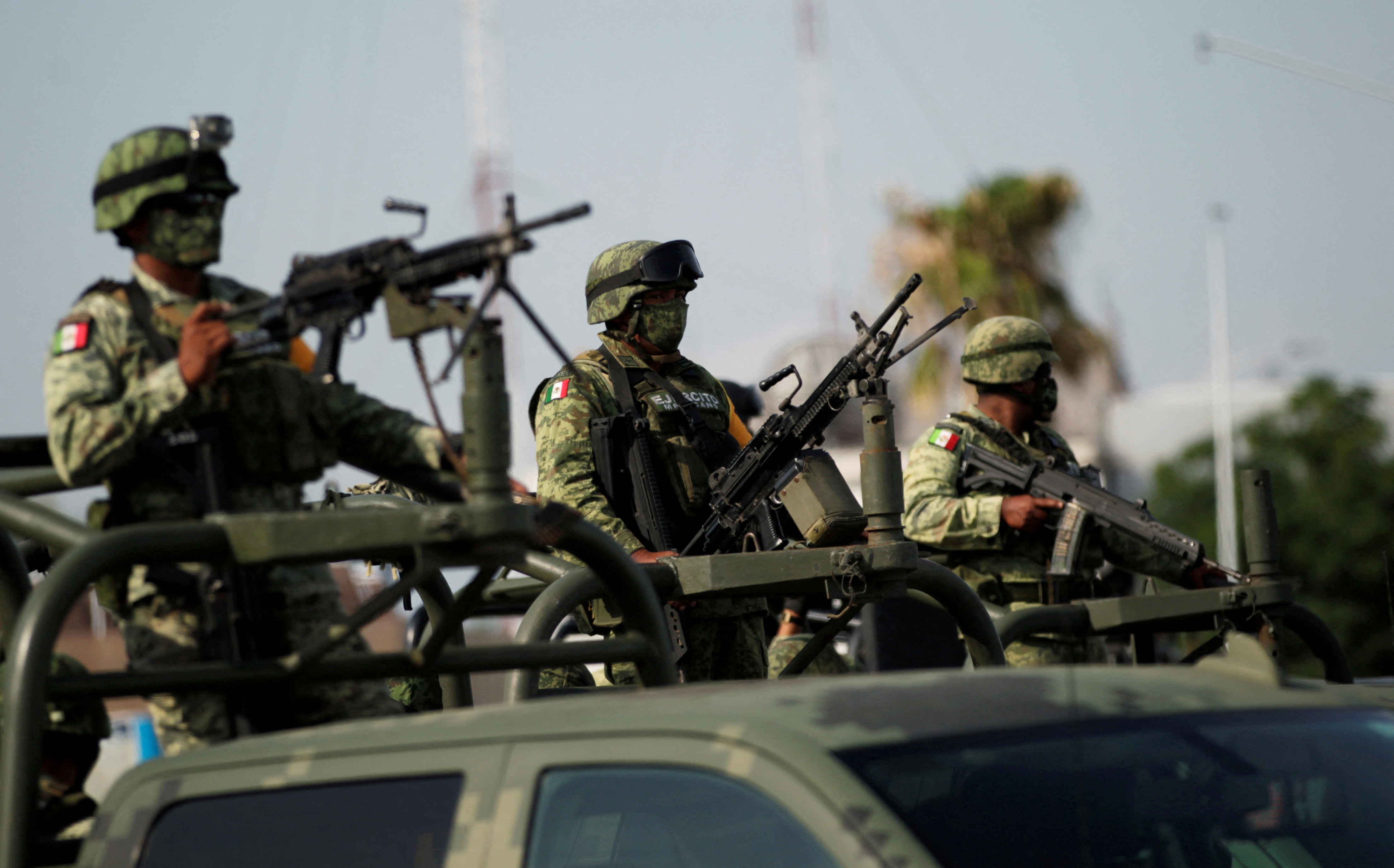 Soldiers, police officers and members of the National Guard the area during a security operation in Sabinas Hidalgo