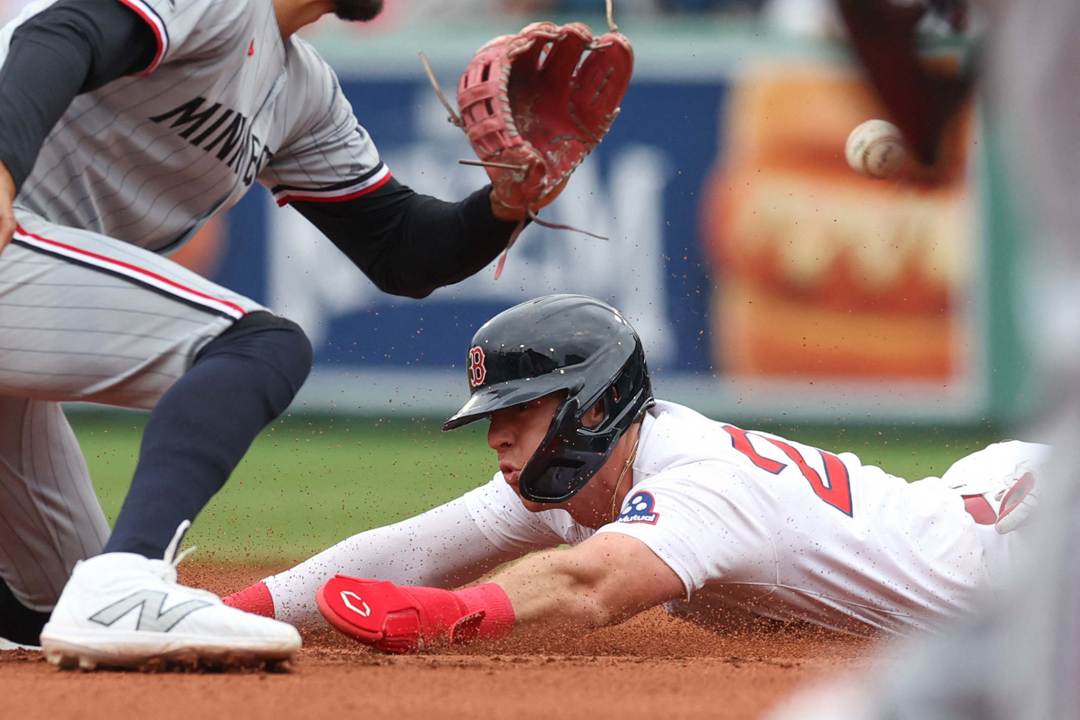 Red Sox's Romy Gonzalez goes to IL, but Rafael Devers doesn't go
