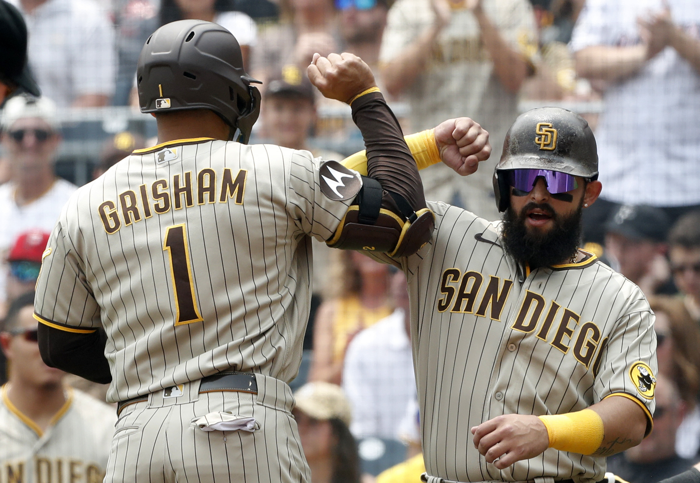 Pirates-Padres game delayed 45 minutes due to poor air quality