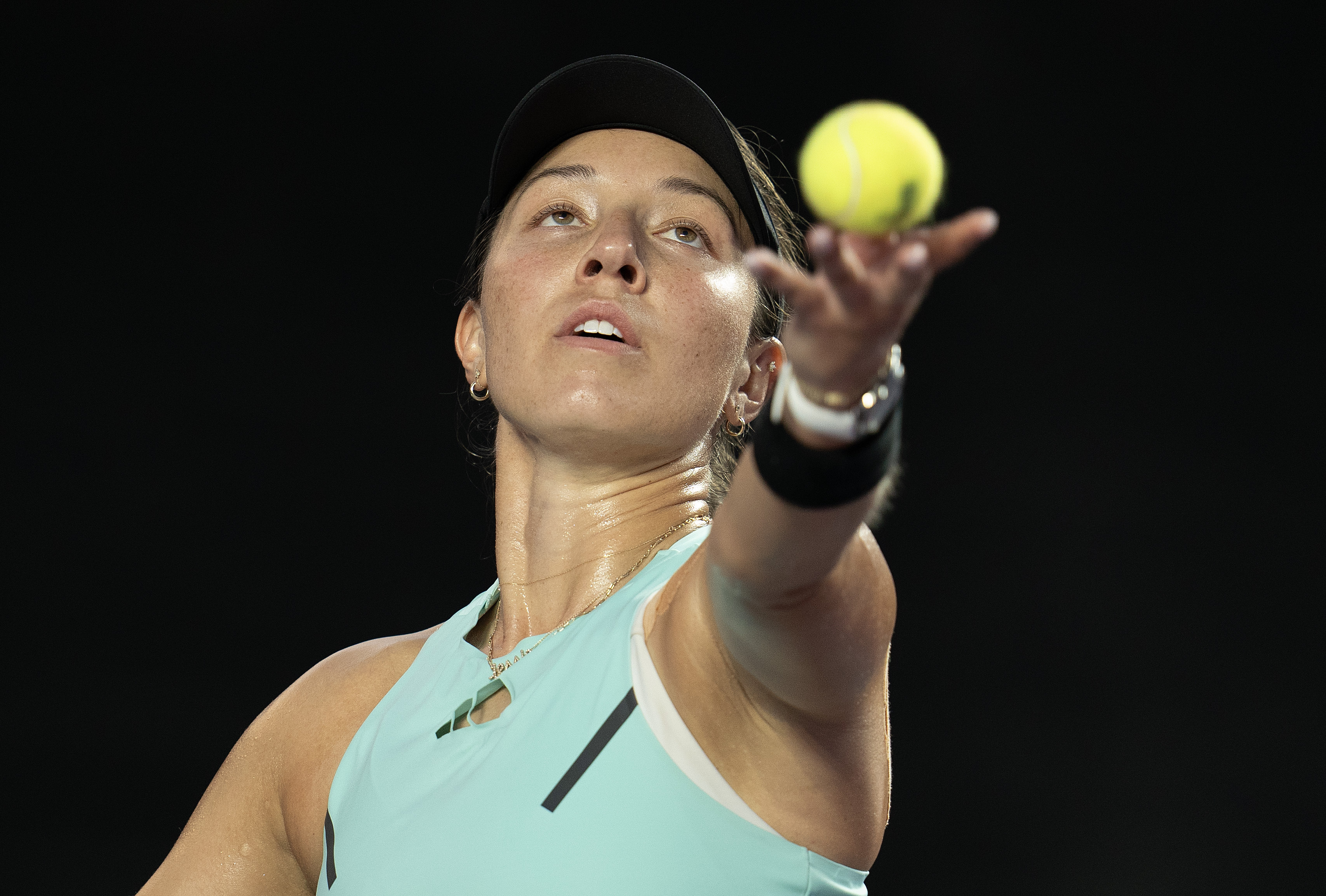 Jessica Pegula beats No. 1 Aryna Sabalenka at the WTA Finals and clinches a  spot in the semis - The San Diego Union-Tribune