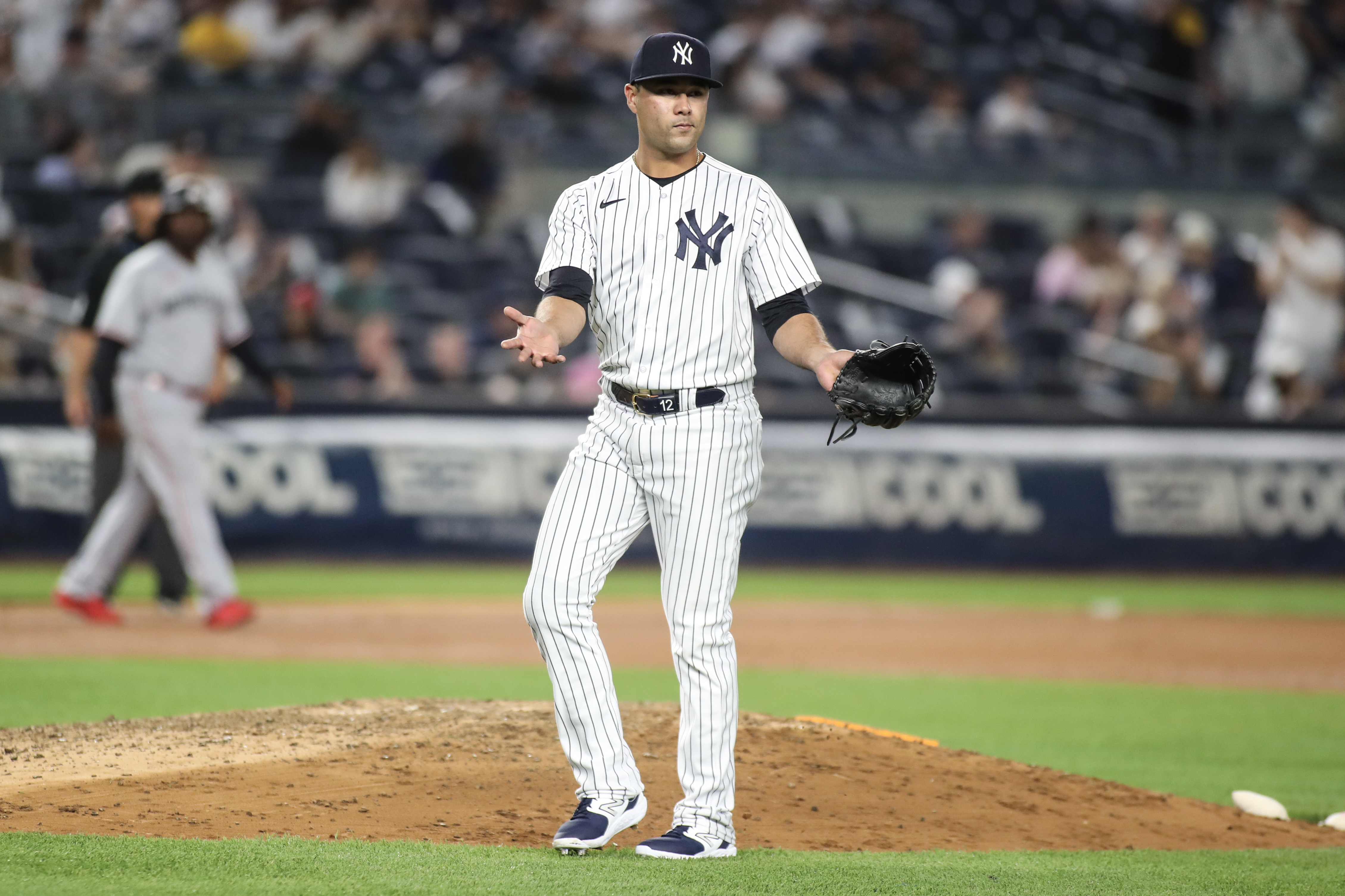 Nine-run first inning sends Twins to rout of Yankees