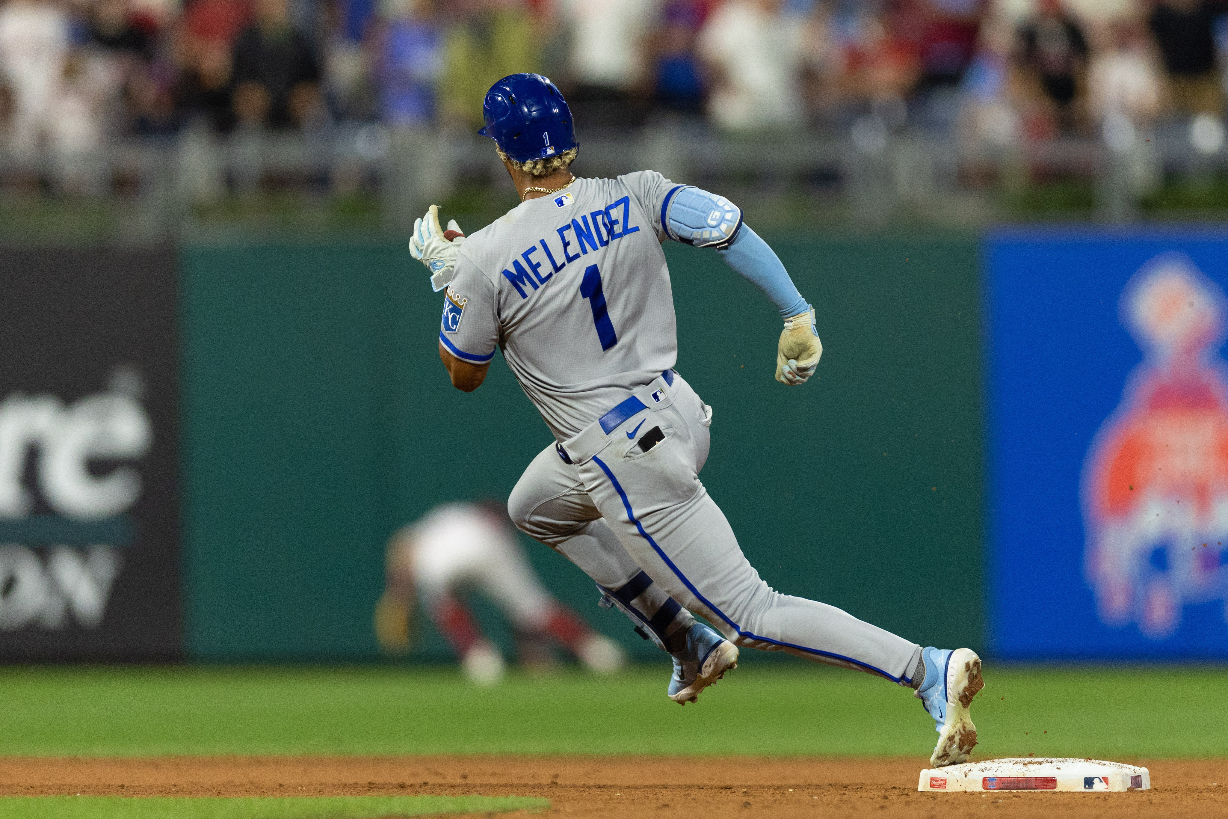 Witt Jr. Stays Hot  Royals Secure Series 