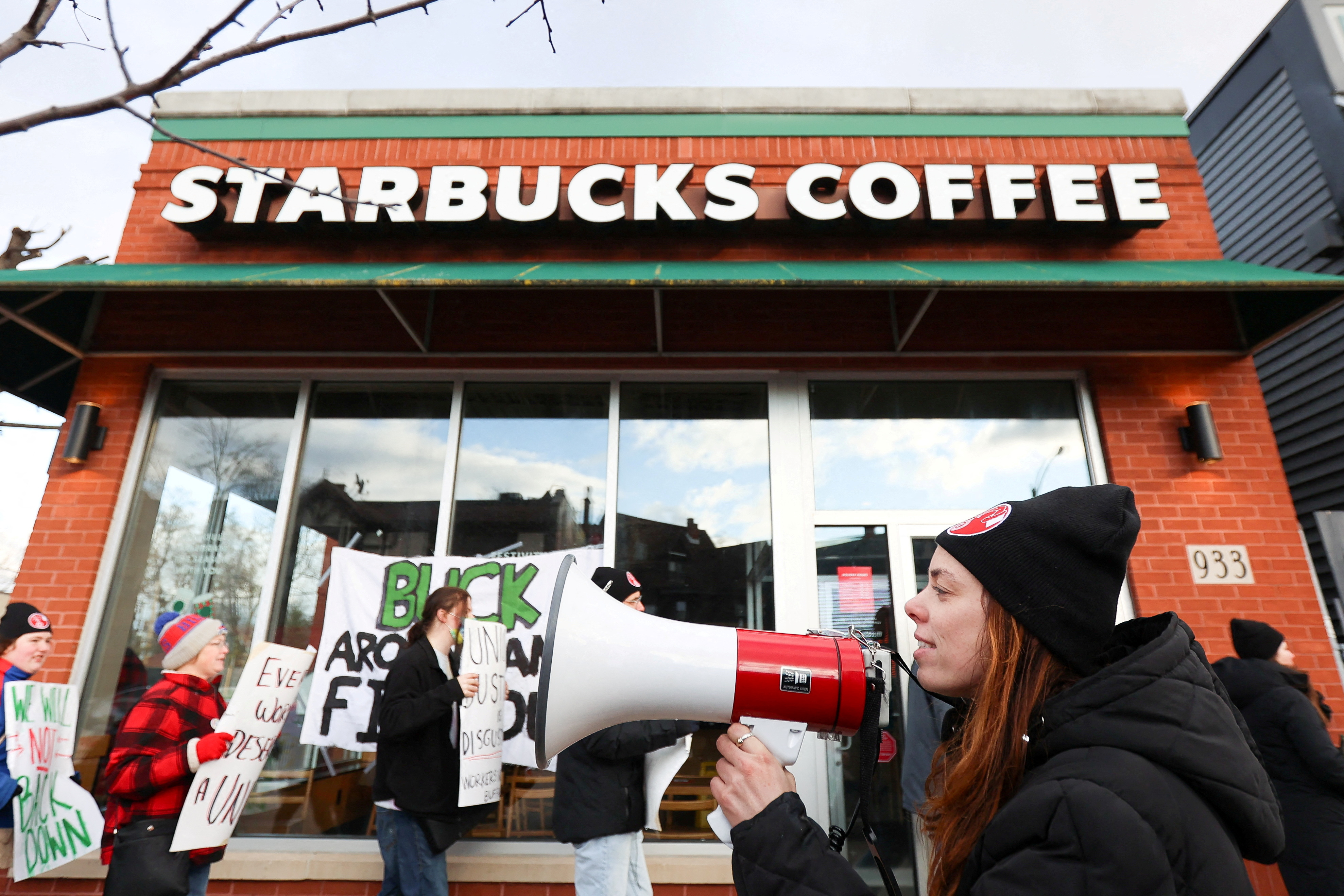 Starbucks U.S. workers at 100 stores hold one-day walkout