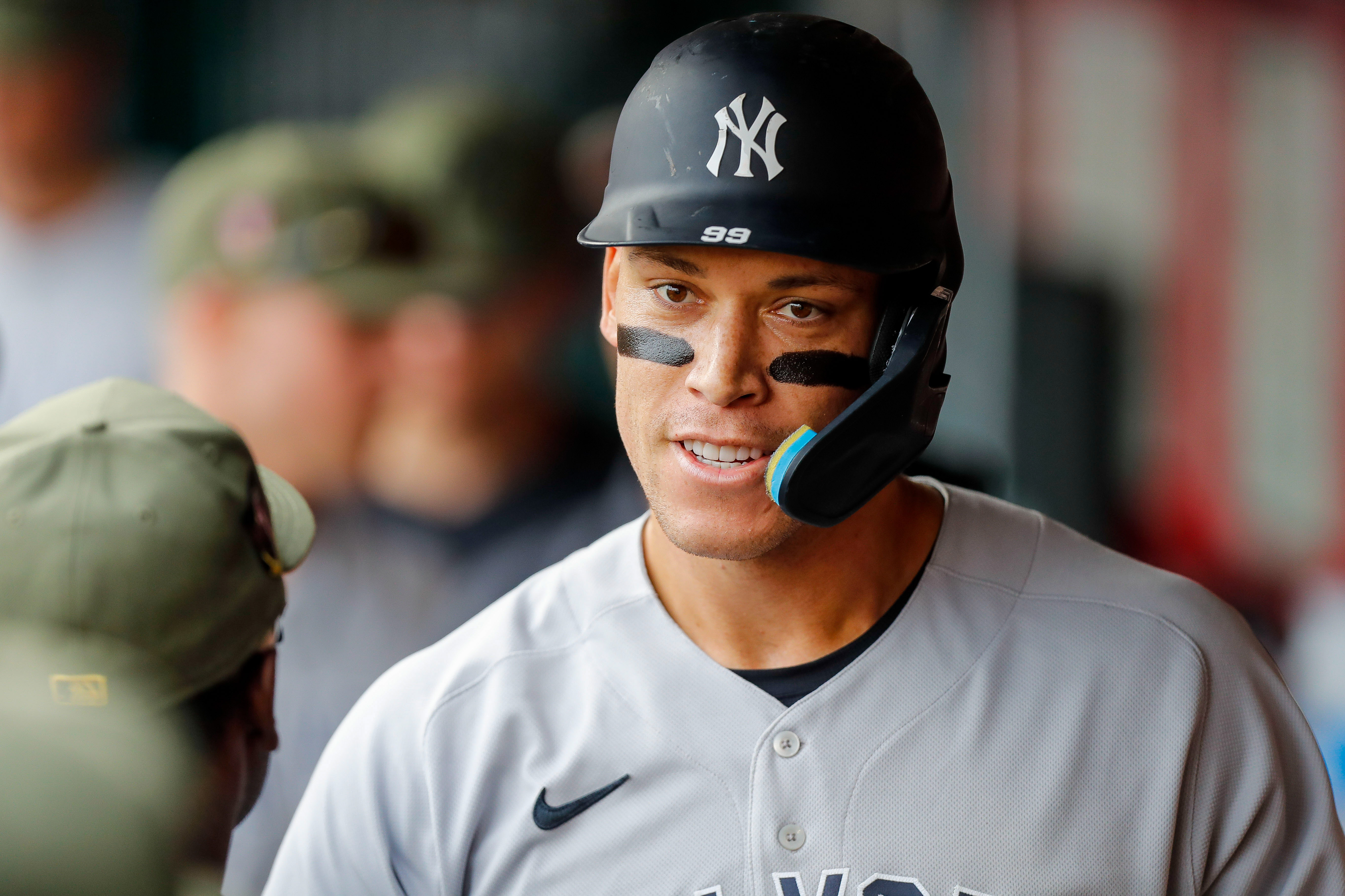 Aaron Judge and Anthony Rizzo carry Yankees to 10-inning win over Reds 