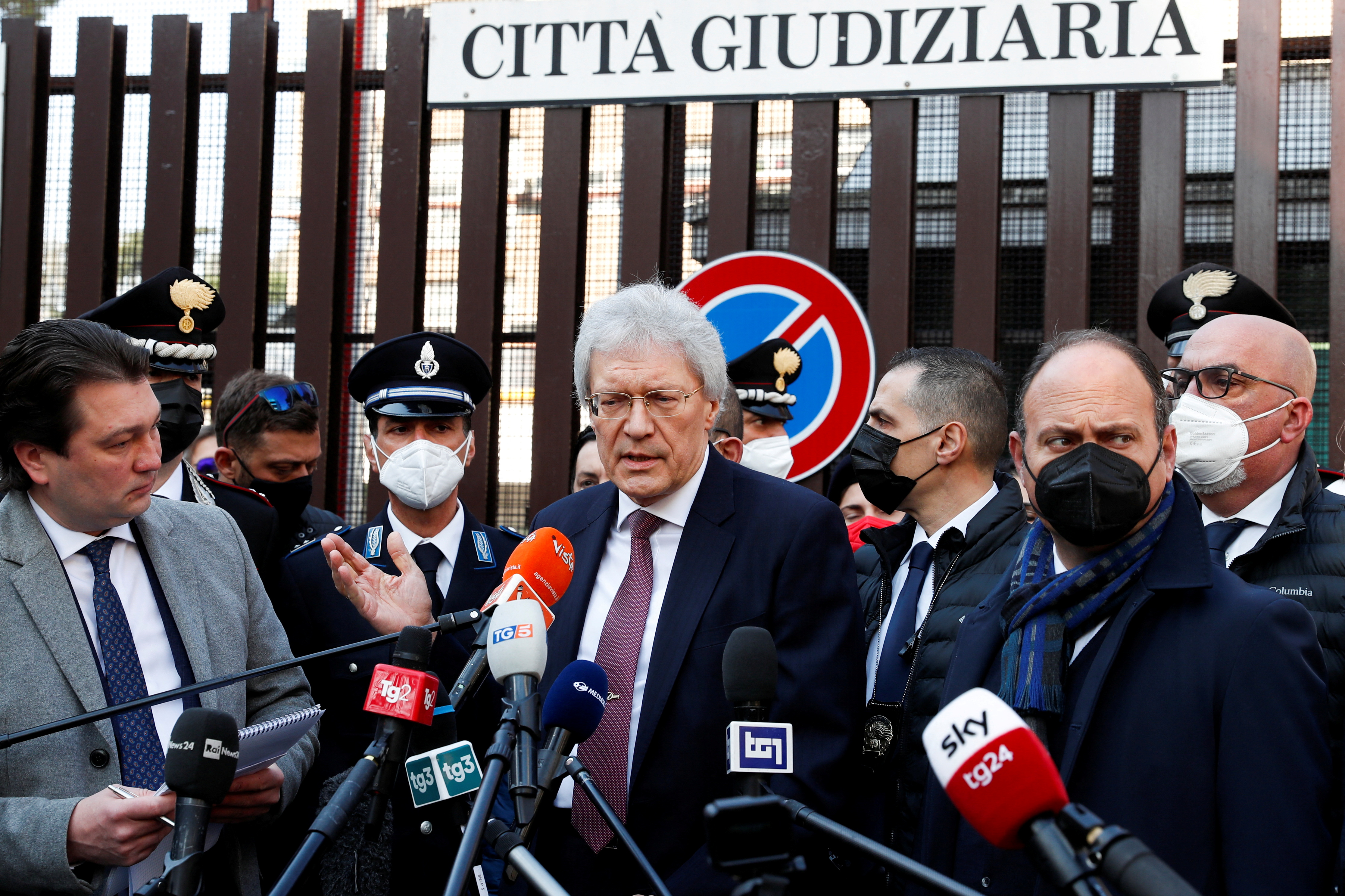 Russian 'advocates': Italy's new government unnerves Western allies