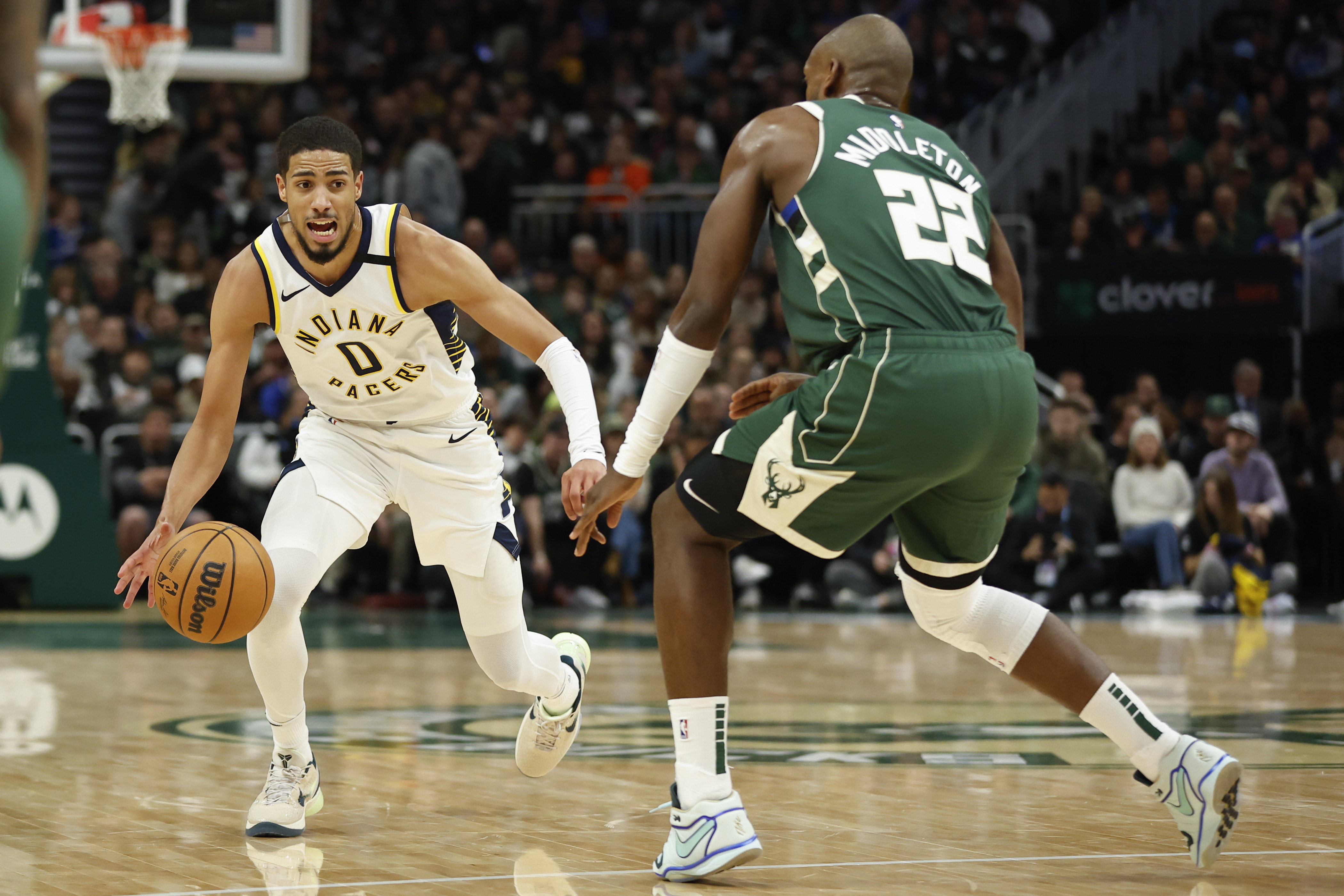 Pacers' backcourt shines in win over Bucks