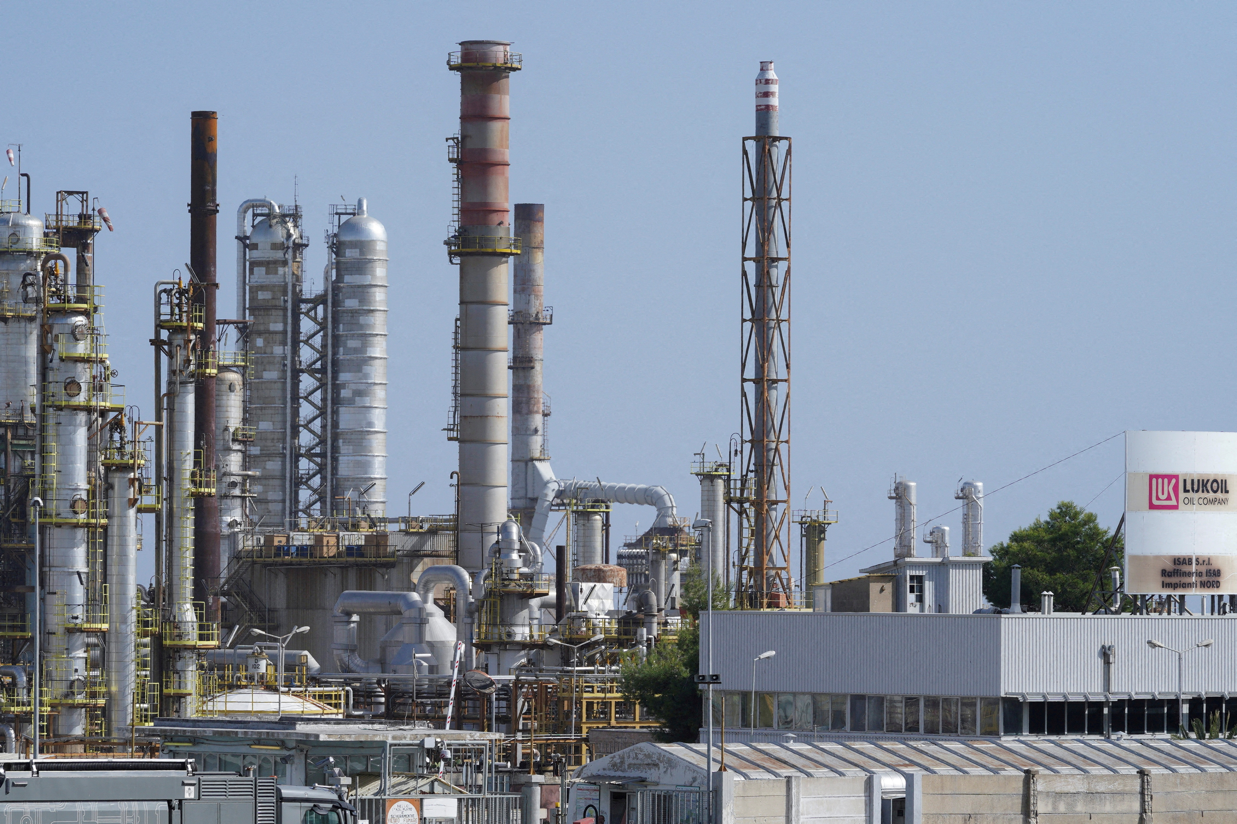 Italy works to keep Lukoil refinery going as sale talks drag on