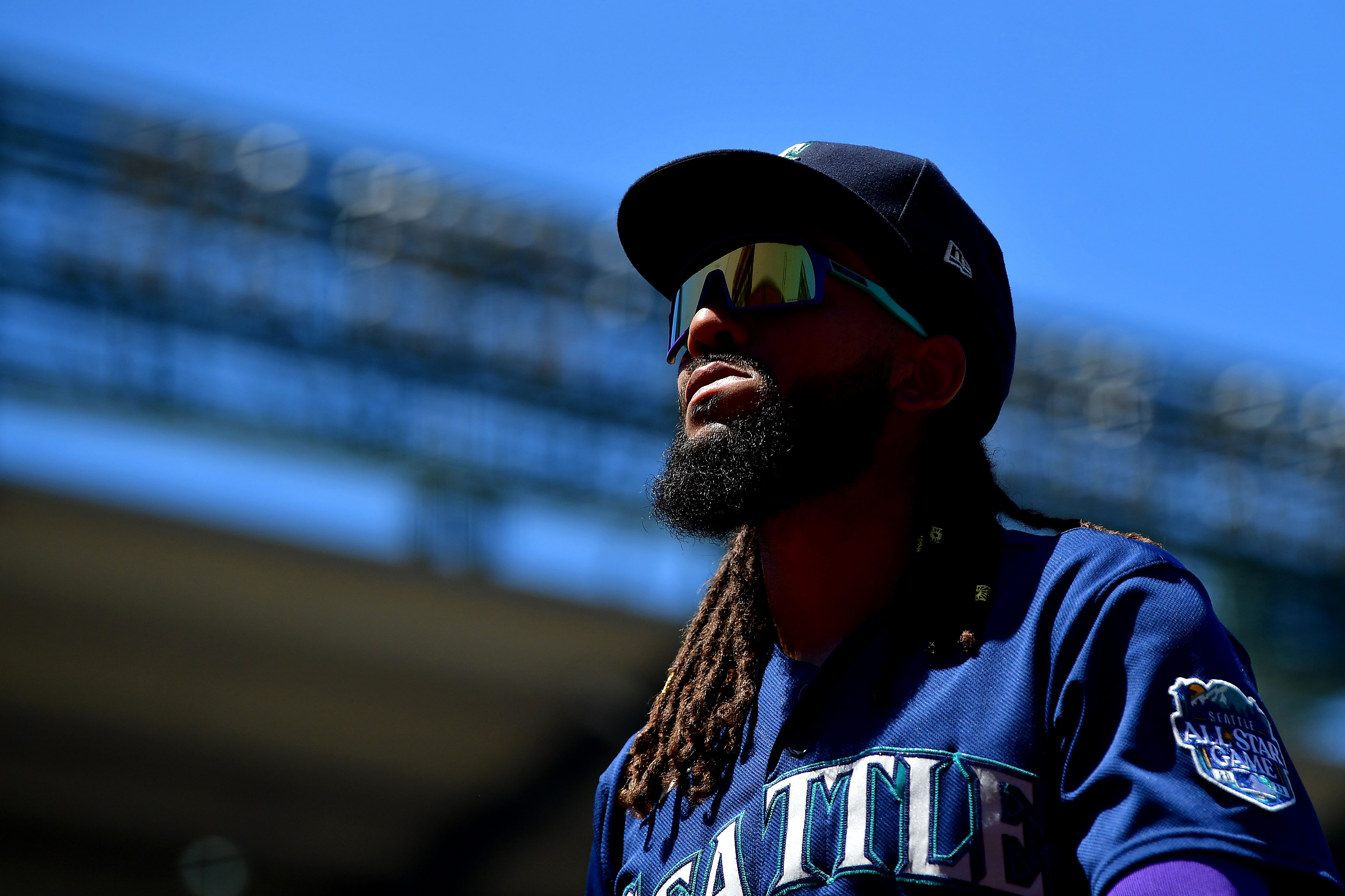 Eugenio Suárez delivers in 10th inning, Mariners sweep Angels with 3-2  victory