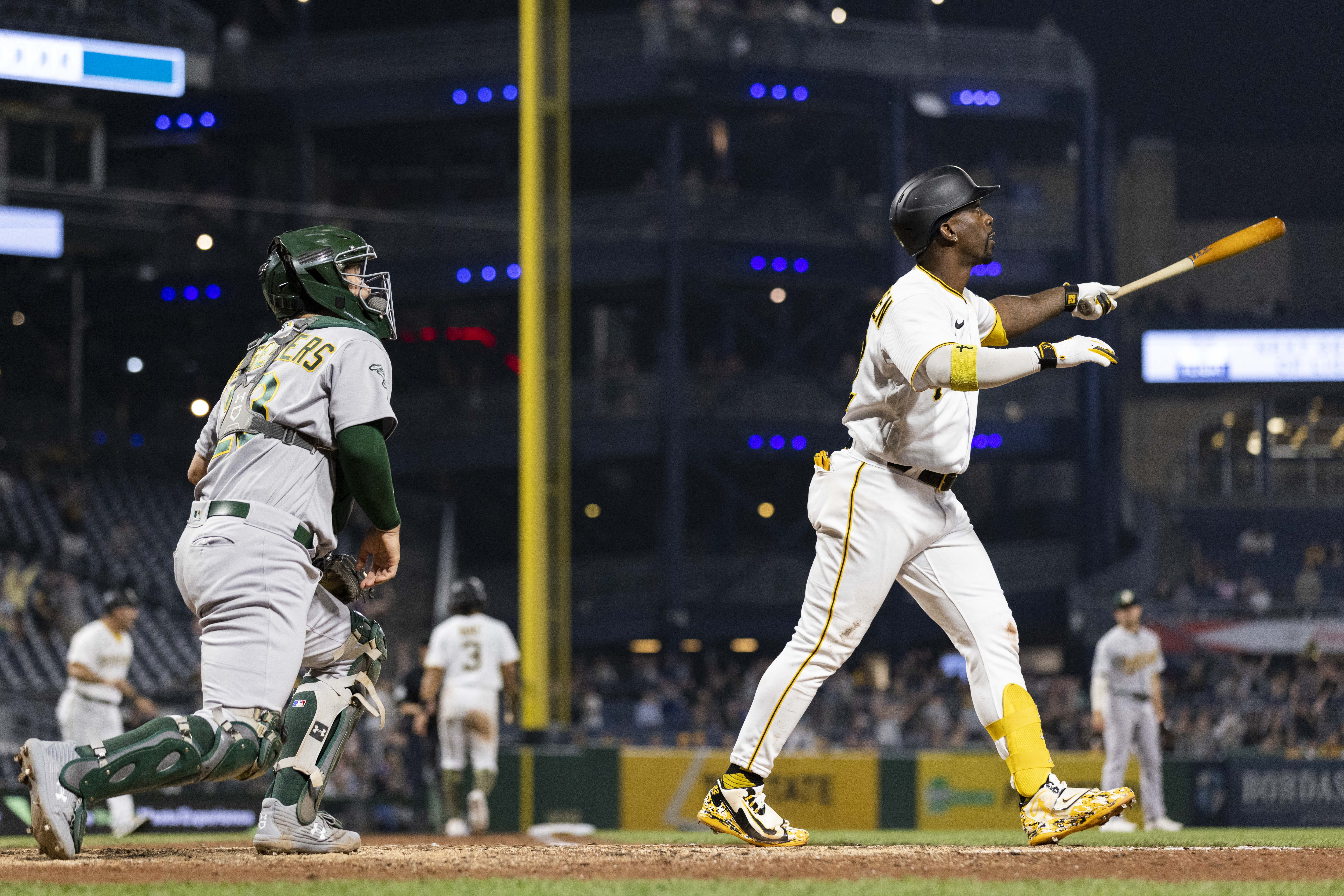 A's fall to Pirates, tie team record with 15th straight road loss