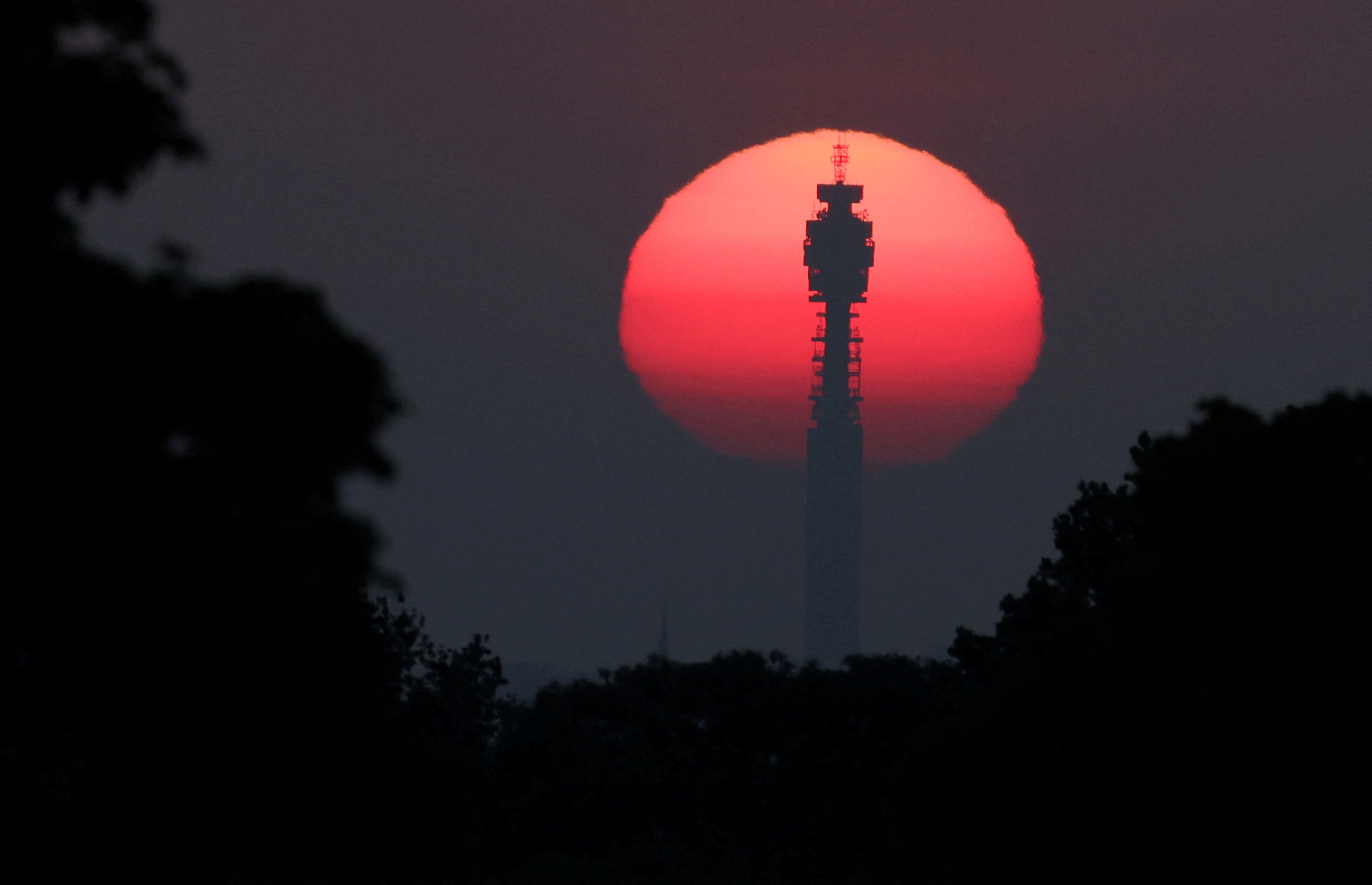 record-2022-temperatures-will-be-average-for-uk-by-2060-met-office