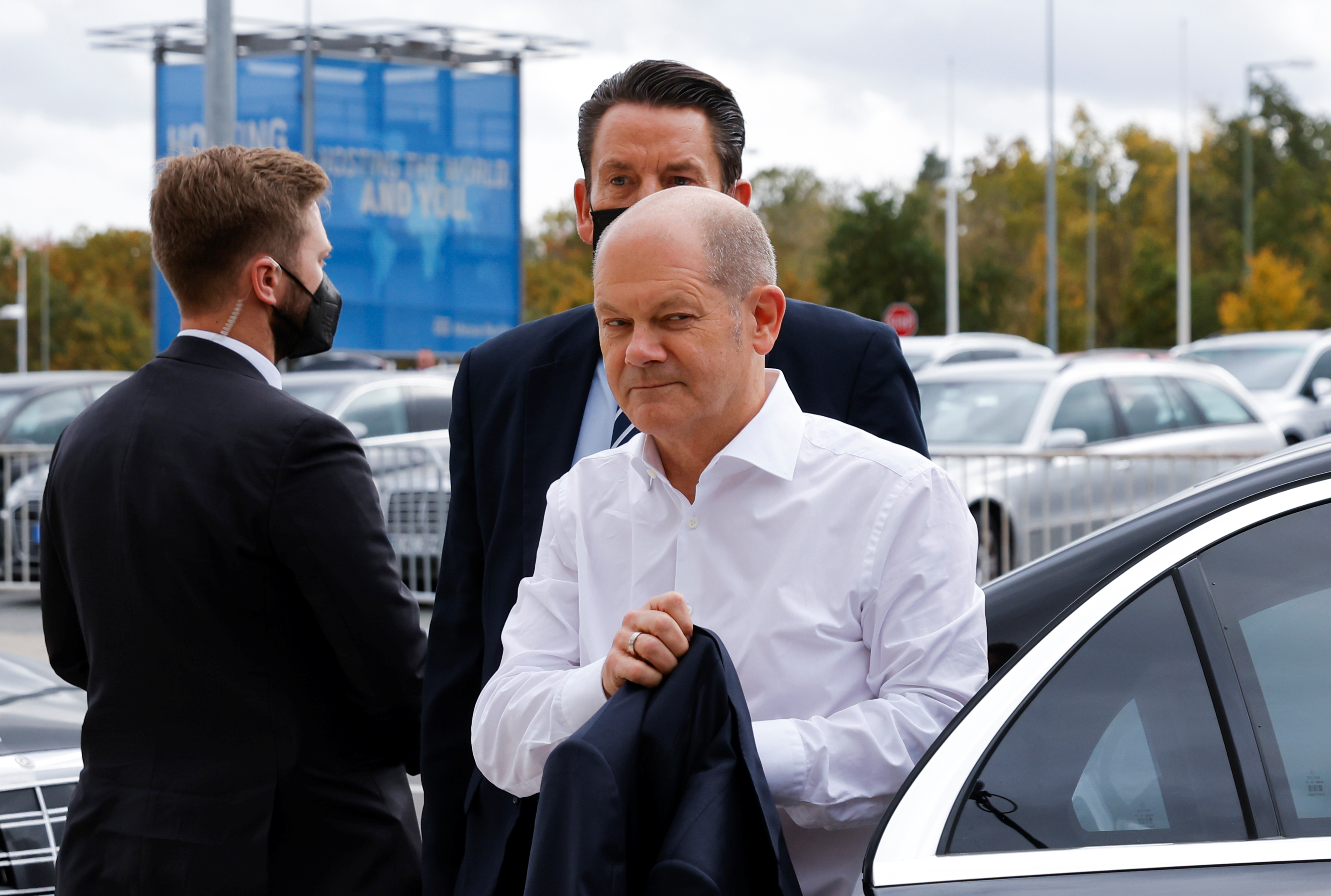 Social Democratic Party (SPD) top candidate for chancellor Olaf Scholz arrives for talks to form a so-called traffic light government coalition, in Berlin, Germany, October 21, 2021. REUTERS/Michele Tantussi