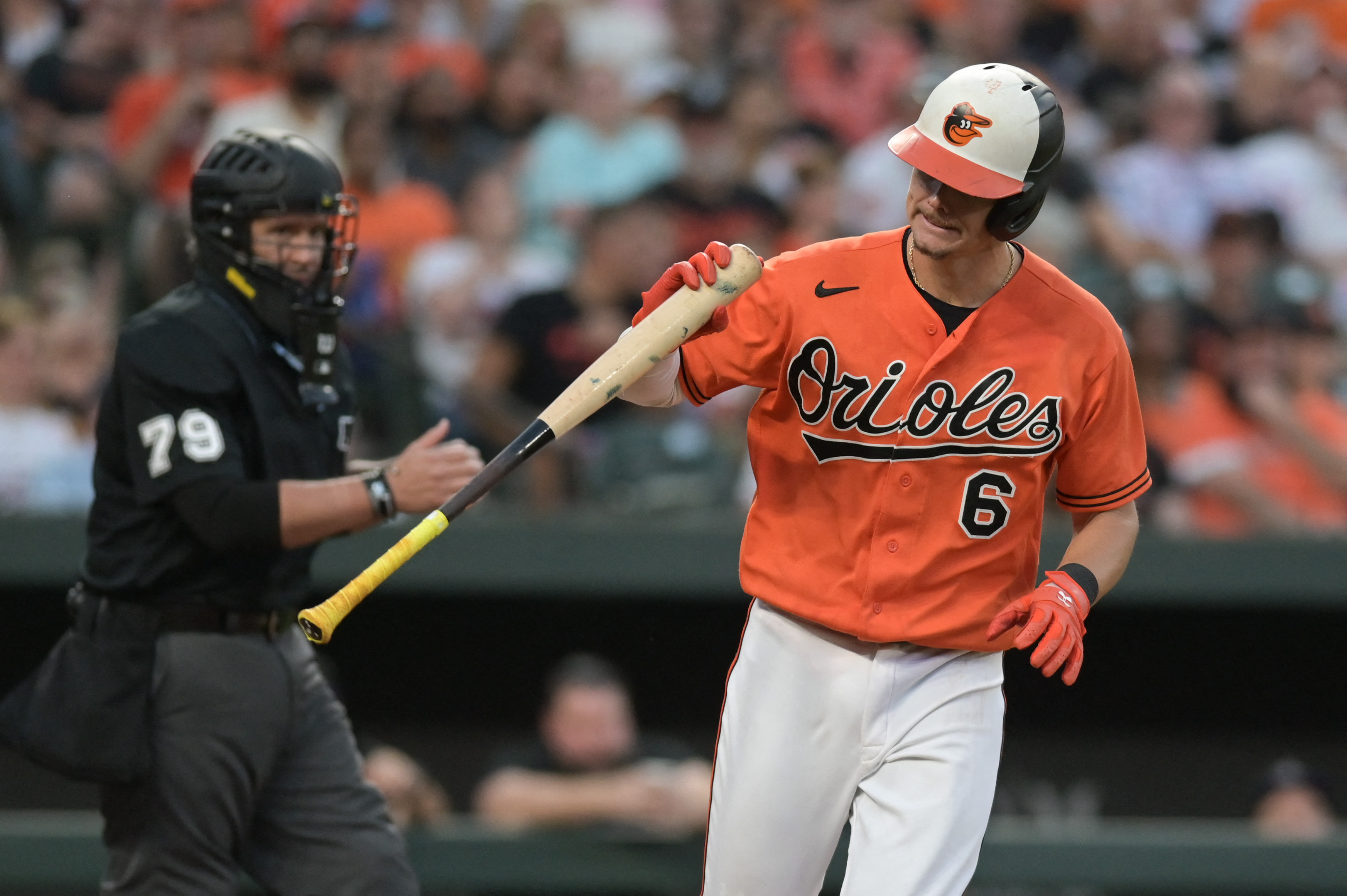 Orioles beat Rockies 5-4 to maintain 3-game lead in AL East. Rockies' skid  hits 6 games